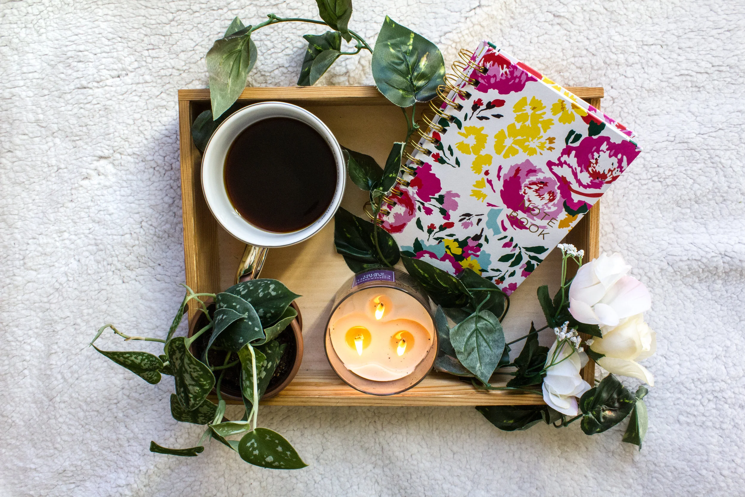 notebook flatlay kenzi green design #photography #brandphotography