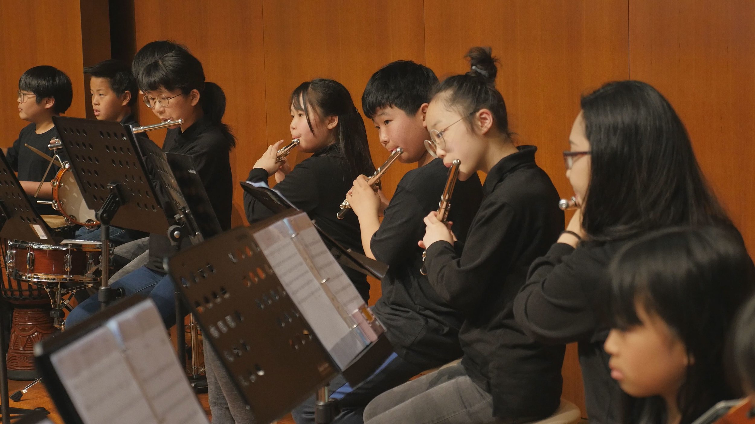Flutes.jpg