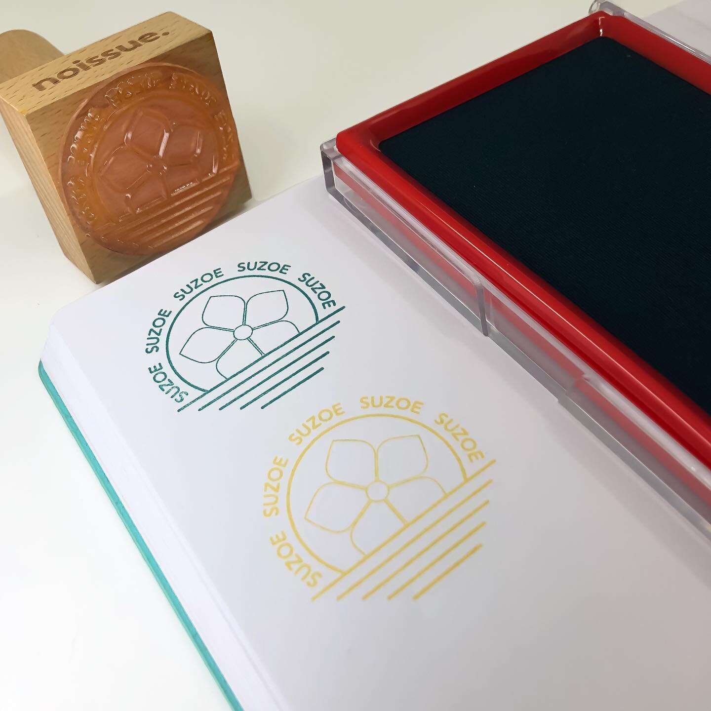 BLESS!!! I&rsquo;ve been looking forward to my custom stamp and so curious how it&rsquo;ll turn out. 

Kudos to @noissueco because it came out so cute ☺️

Could be a really cute gift to a fellow artist too.. I just might do that 👀