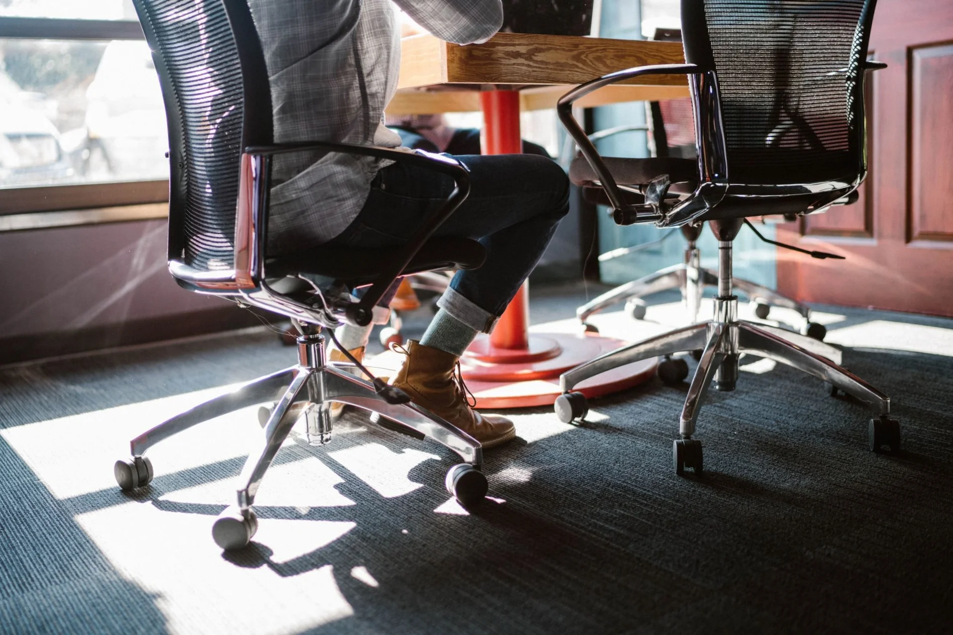 feet at table _preview.jpeg