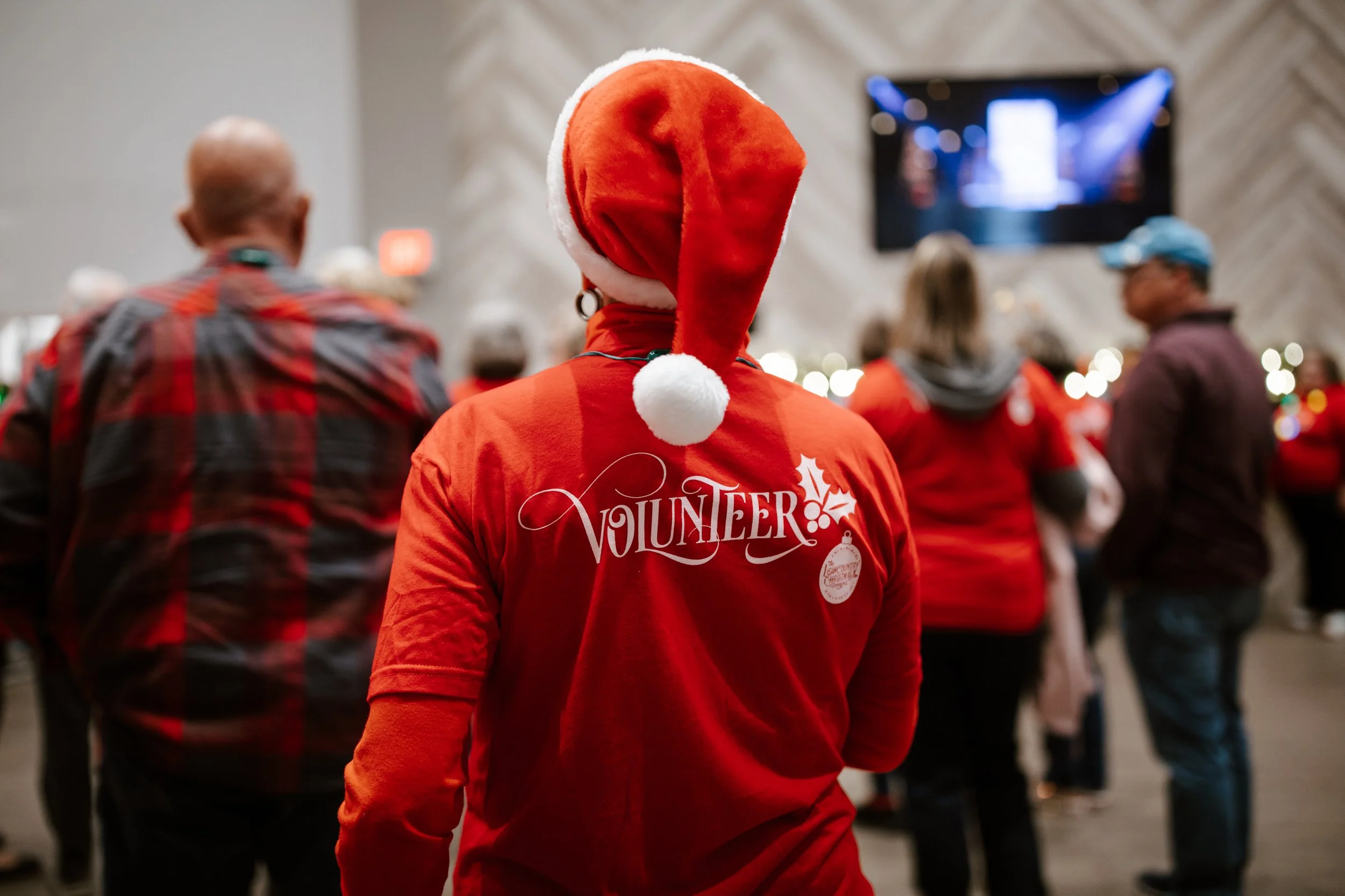 <h2>CHRISTMAS EXPERIENCE VOLUNTEER</h2>