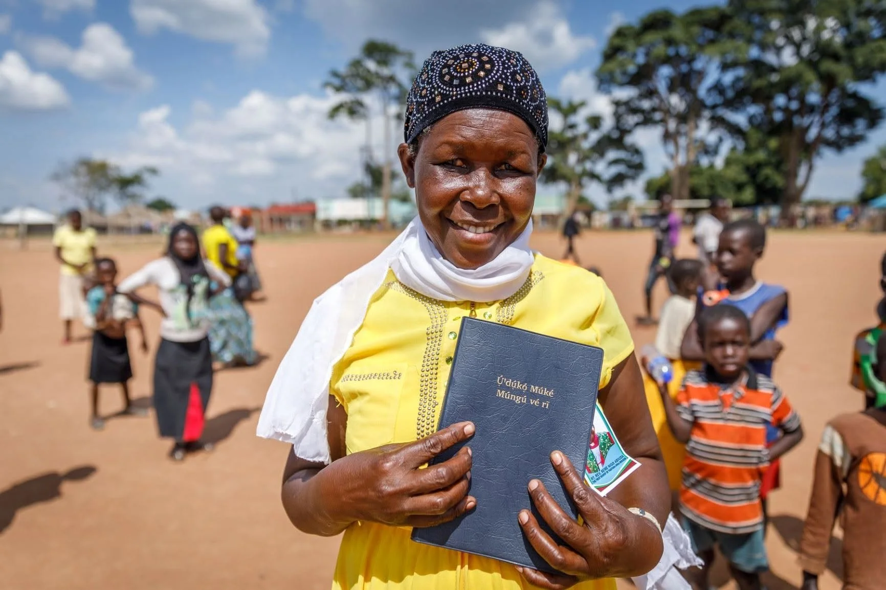 <H2>WYCLIFFE BIBLE TRANSLATORS</H2>