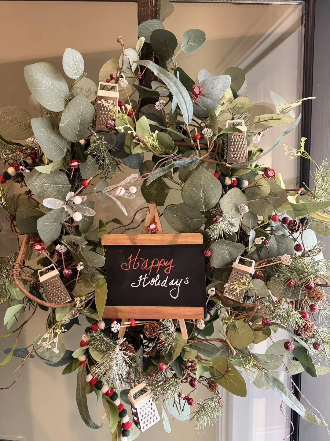 May the Holidays bring visions of @tablecraft_fs dancing in your head!🧚&zwj;♀️🩰
#tablecraft_fs #tabletopsign #minigrater