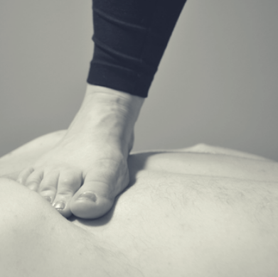 Traditional Deep Tissue Massage or an Ashiatsu Massage?