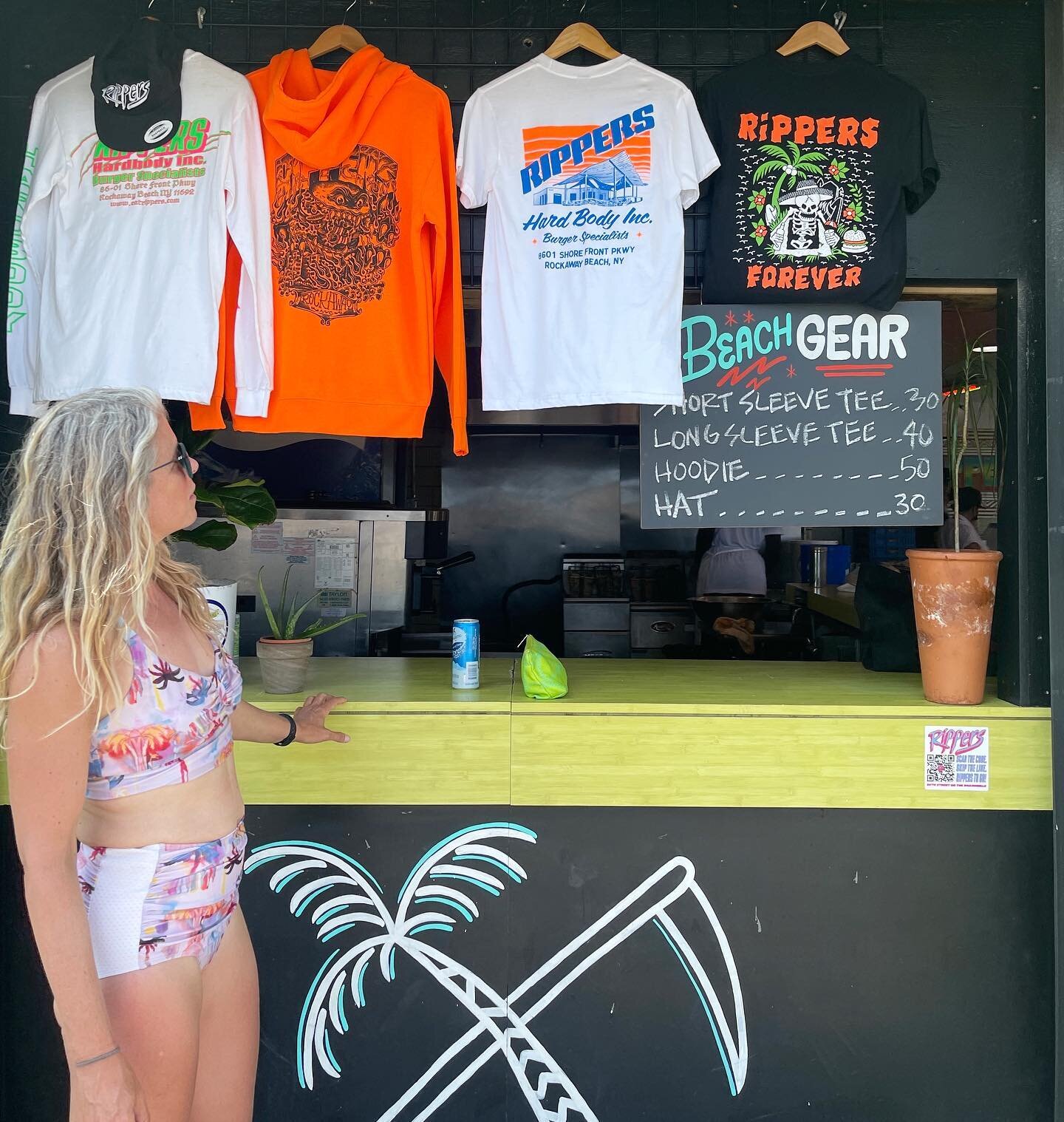 All apparel restocked on location and online! Which one are you wearing this summer?? 
.
.
.
.

#rippers #eatrippers #rippersrockawaybeach #rockawaybeach #surfnyc #surfrockaway #rippersmerch #rippersgear #rippersforever #hardbody #rippershardbody #be