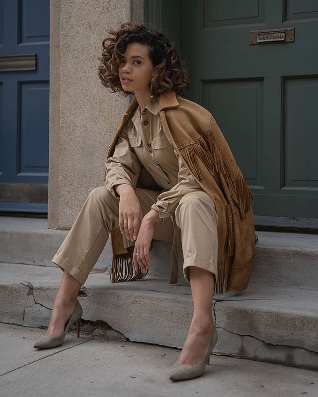 ”To All The Ladies In The Place With Style & Grace” -Biggie Smalls-
Featuring: The stunning @eliraroe