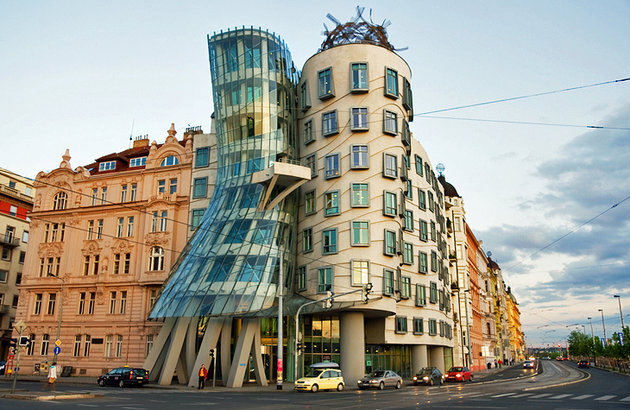 Dancing House, Prague.jpg