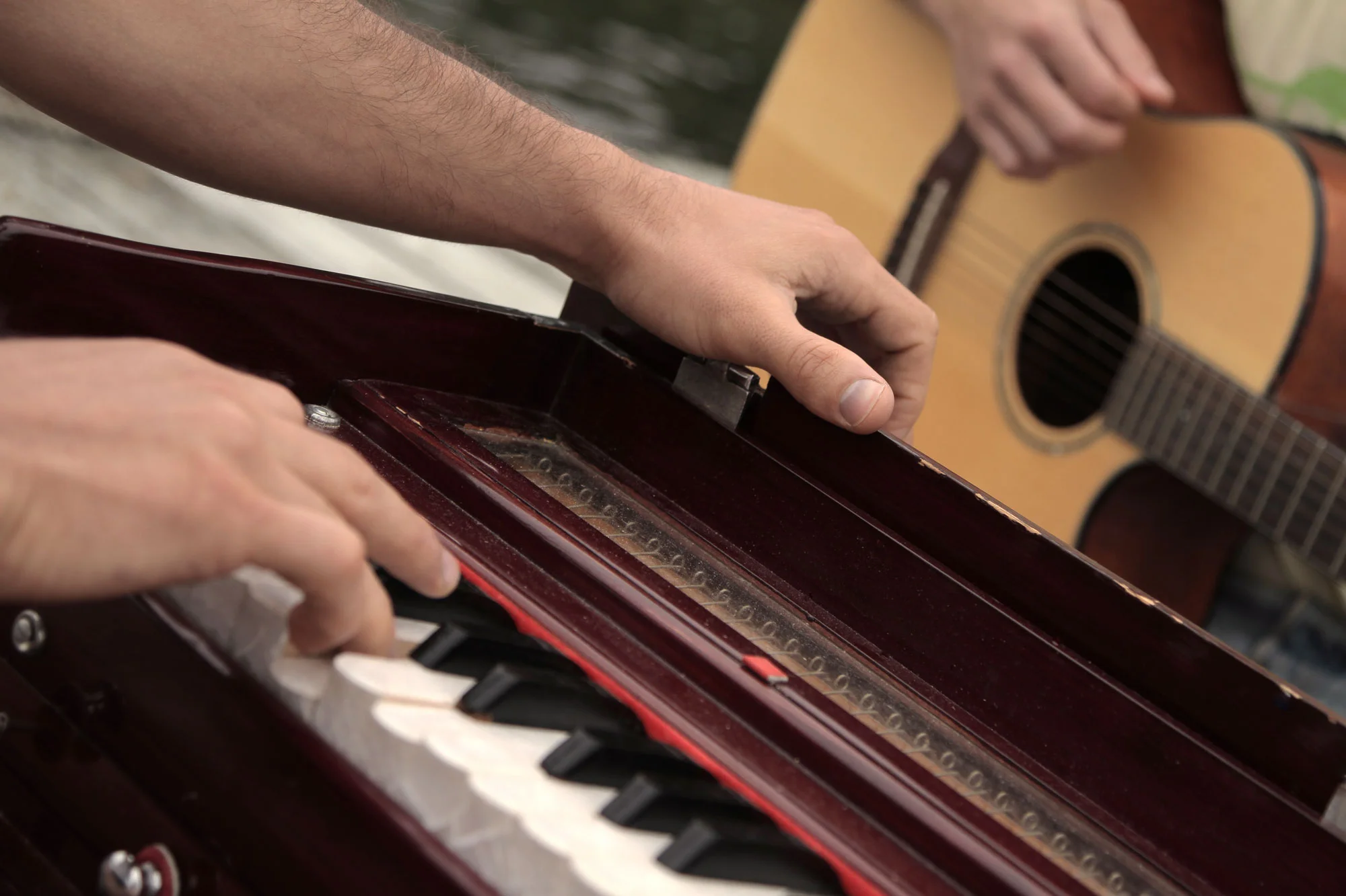 seth-lieberman-live-music-harmonium-music-kirtan-lessons-nyc-hudson-valley.jpg