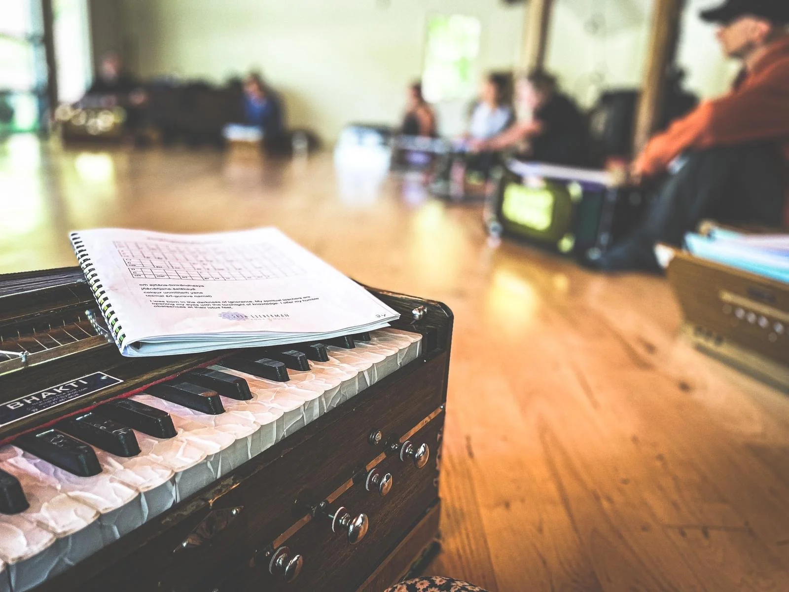 Chant Writing for Harmonium