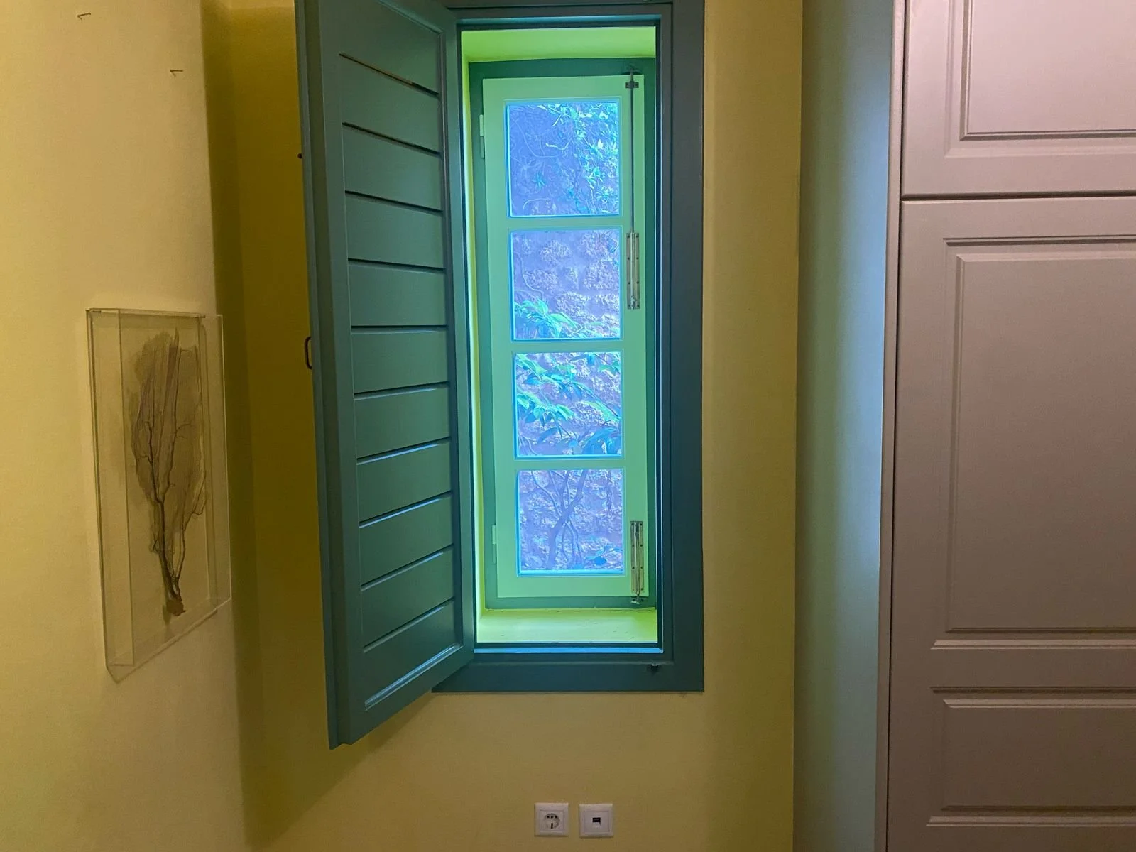 room window WhatsApp Image 2025-04-07 at 04.03.52.jpeg