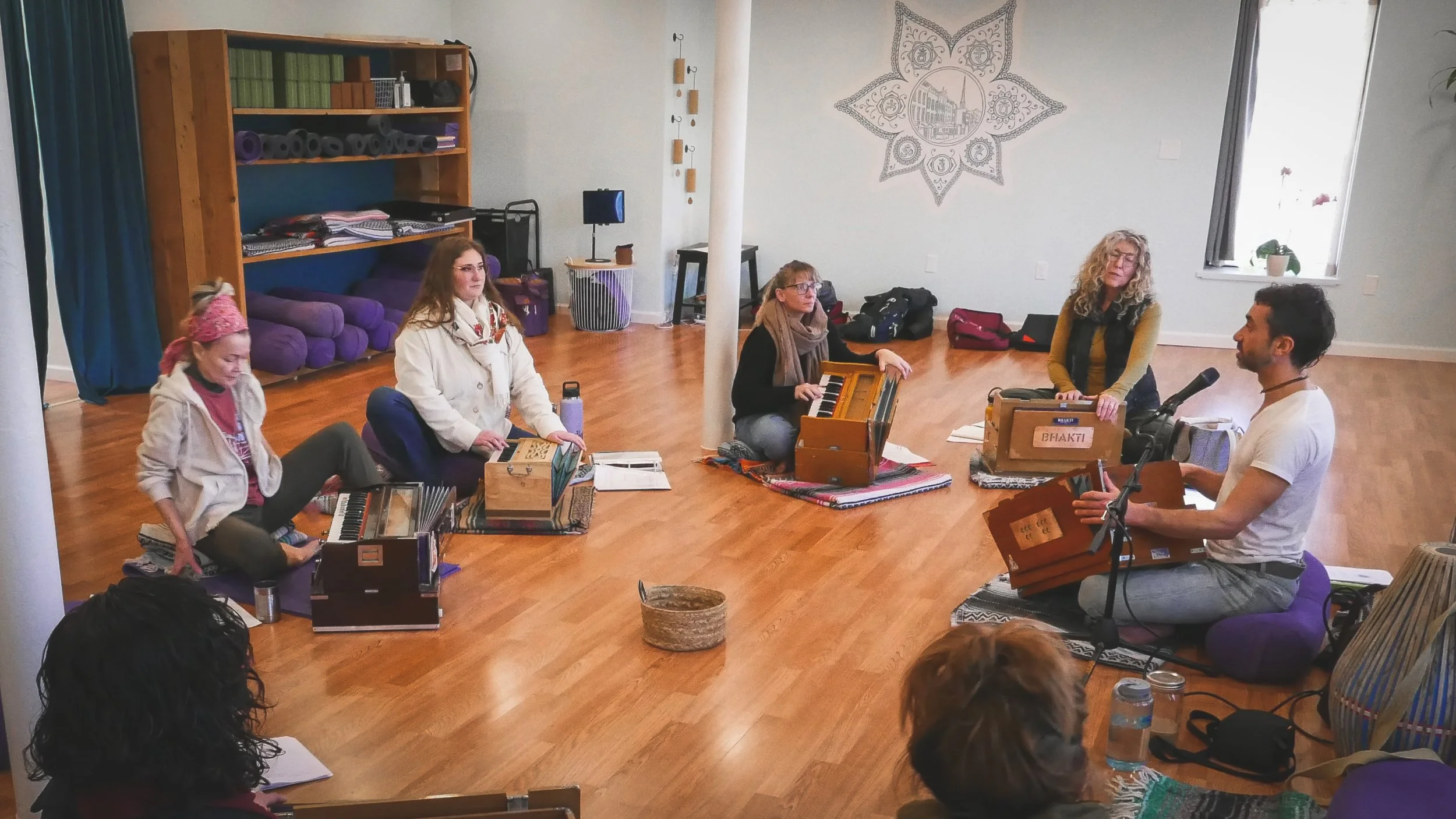 Kirtan Musicianship Weekend: Harmonium, Rhythm, Voice &amp; Leadership
