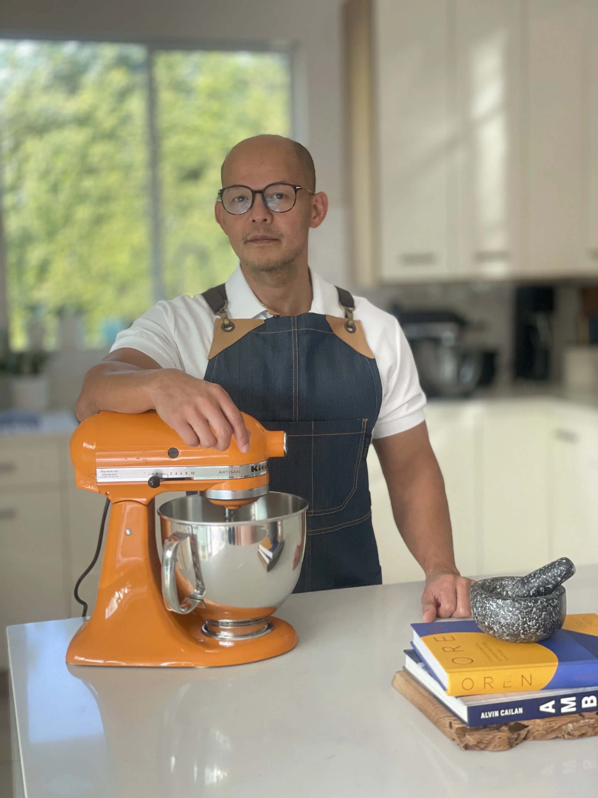 owner, designer, baker, cake decorator