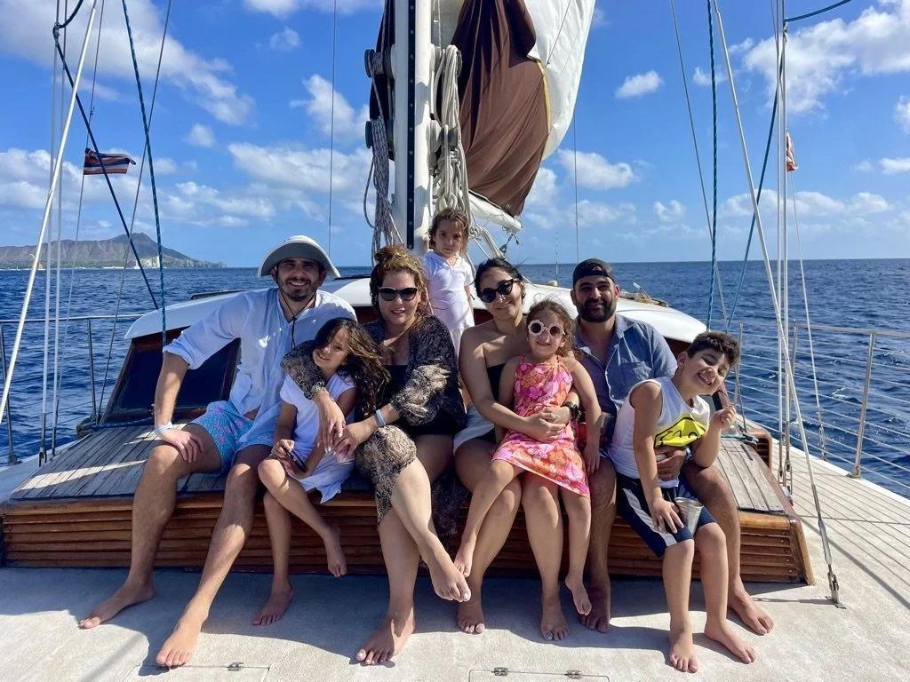 Why More Visitors Are Choosing Private Catamaran Charters in Waikiki