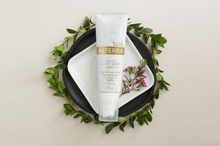 When it comes to #skincare, #essentialoils make a world of difference to your #skin. ⠀⠀⠀⠀⠀⠀⠀⠀⠀
⠀⠀⠀⠀⠀⠀⠀⠀⠀
The doTERRA SPA Hydrating Body Mist provides the #uplifting and #energising benefits of doTERRA Beautiful Captivating Blend, infused with other u