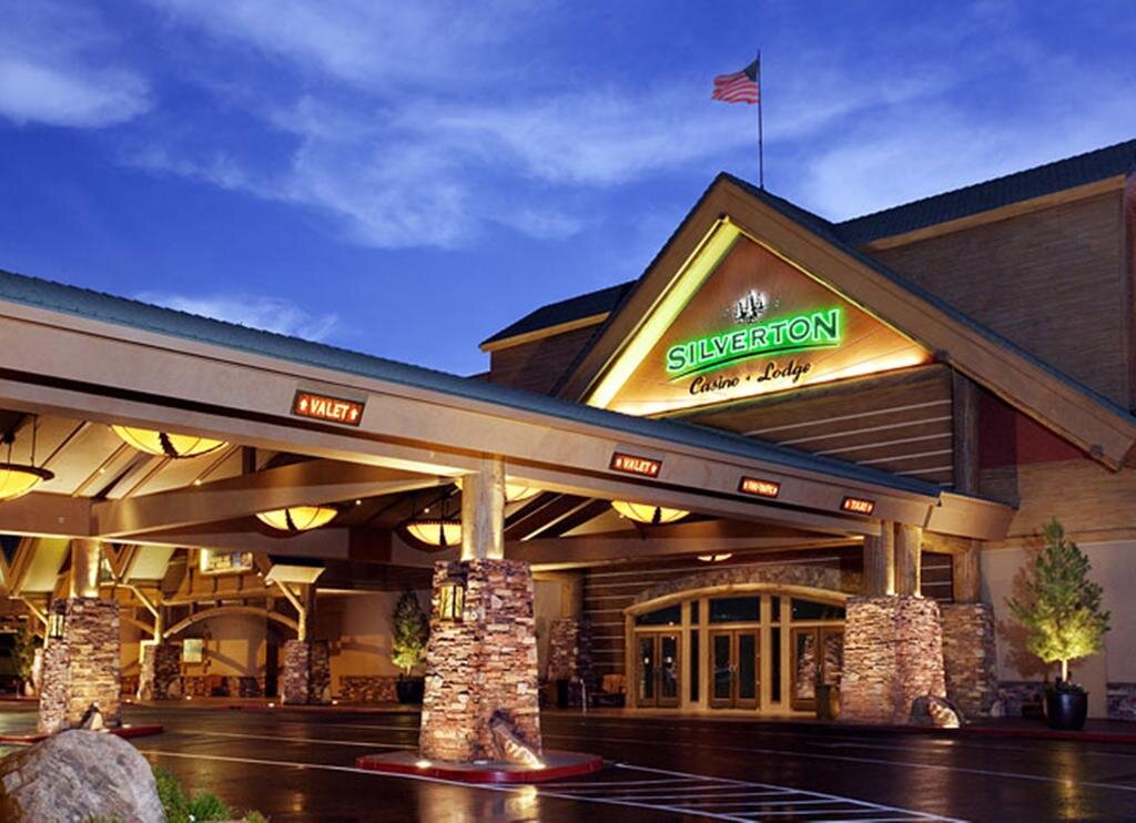 SILVERTON HOTEL & CASINO  
