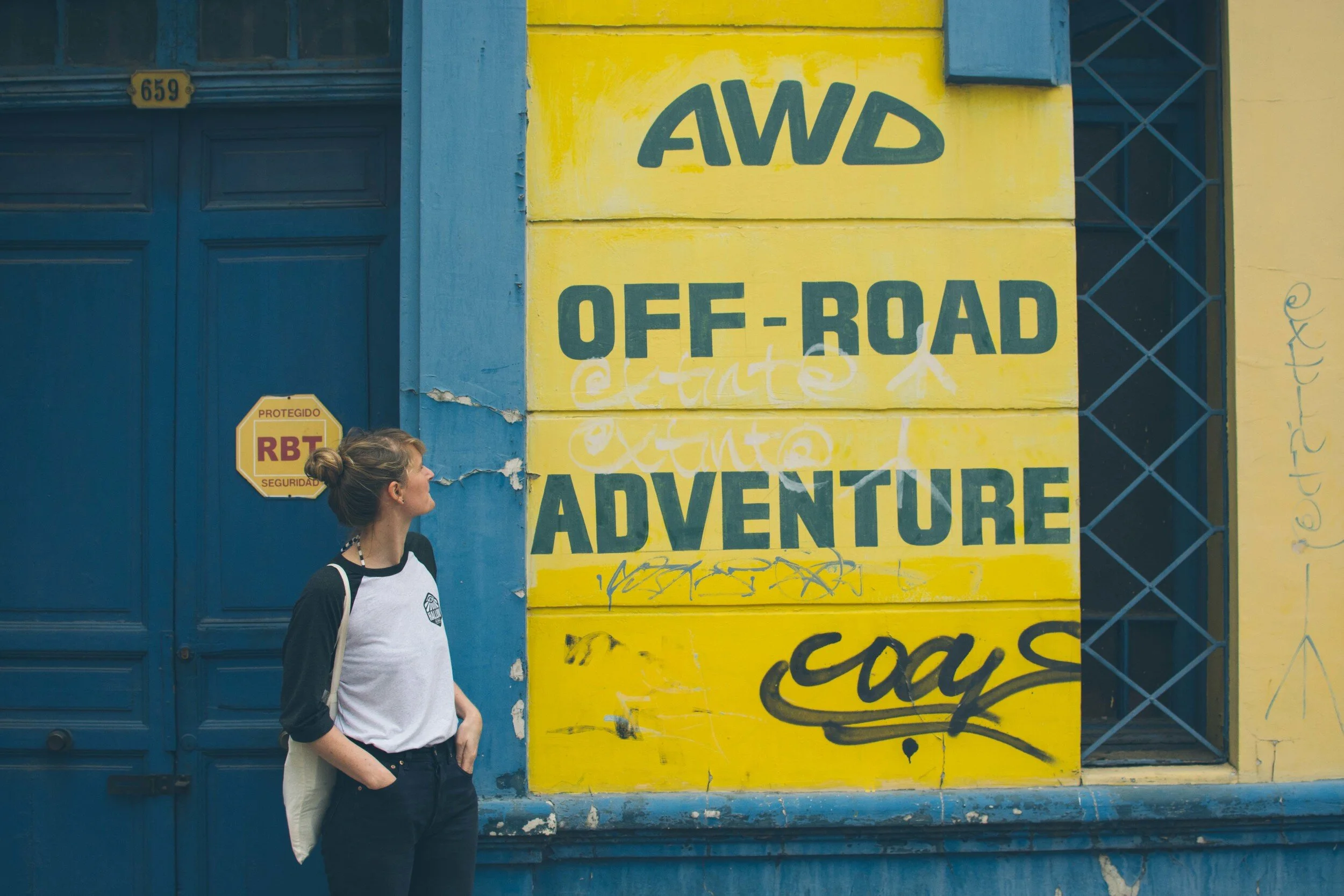 Taking the West Road - A moto-surf adventure