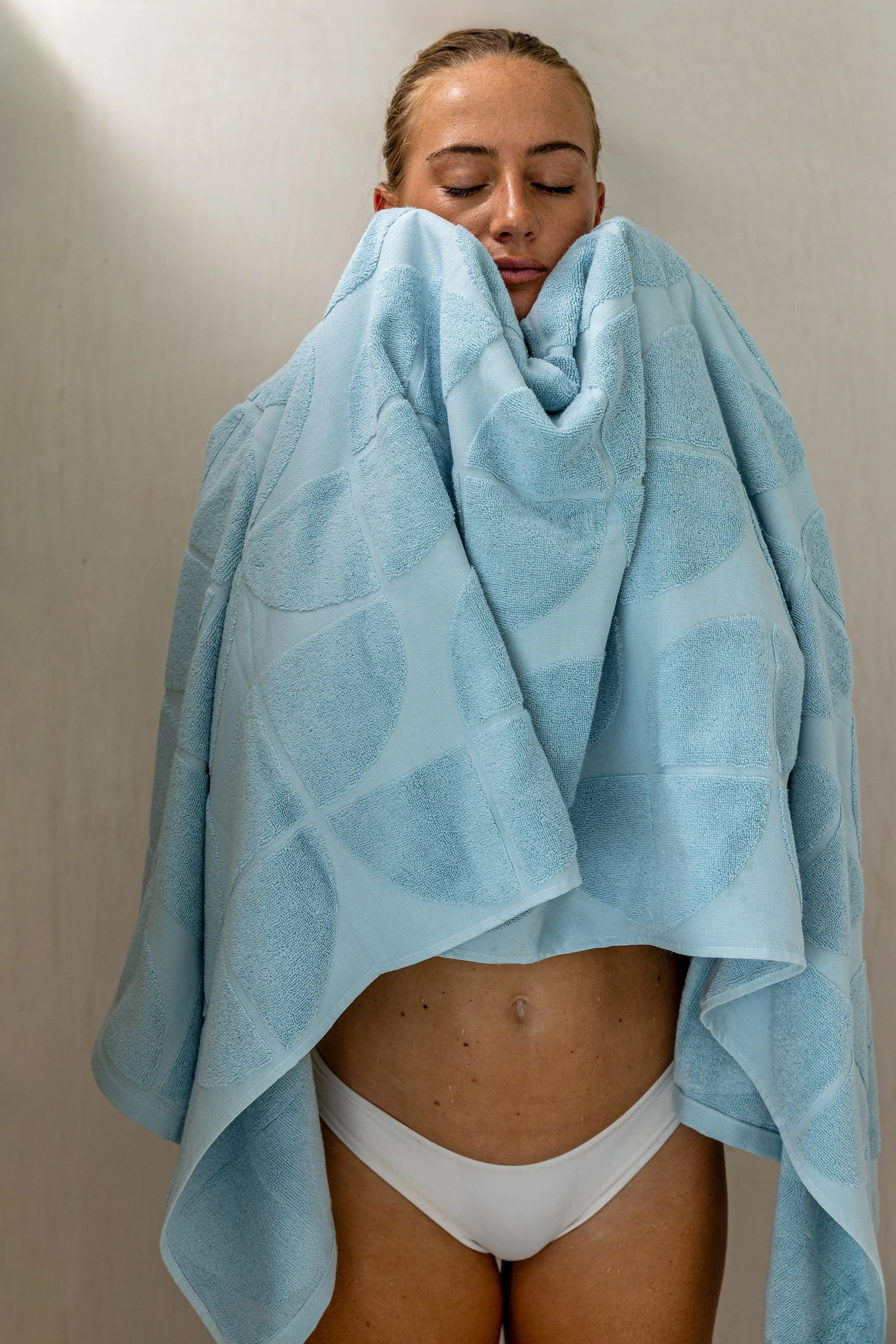 AridTowels_Image5-min.jpg