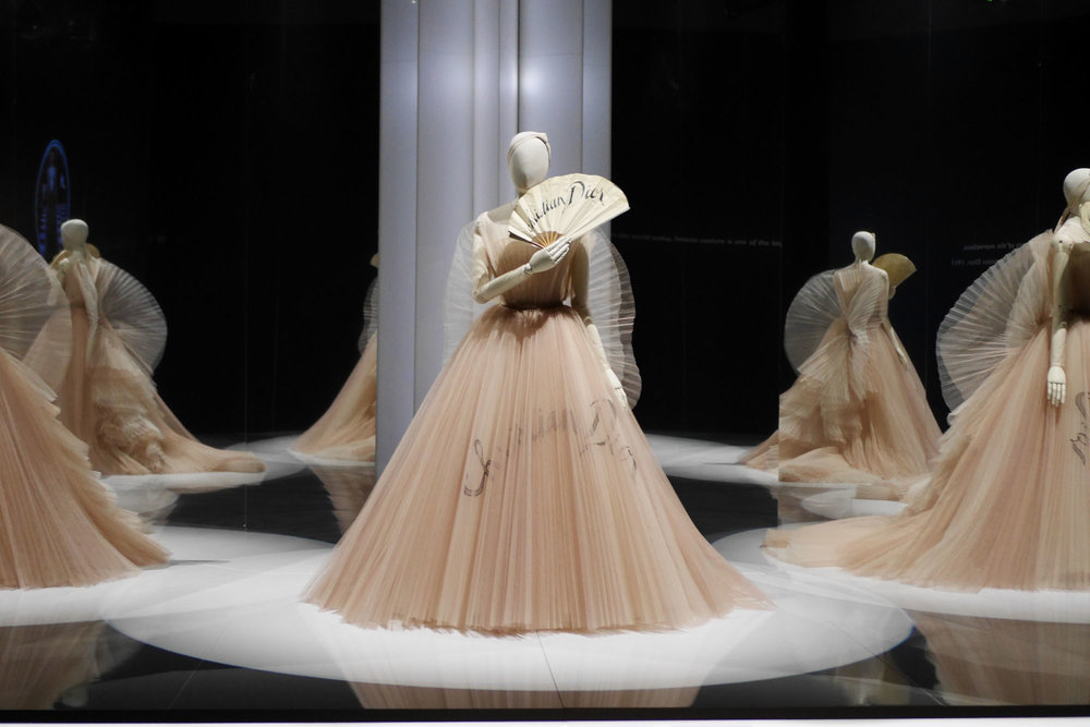 Abnormaal Arbitrage Normalisatie Christian Dior: Designer of Dreams — Worthy Design Studio