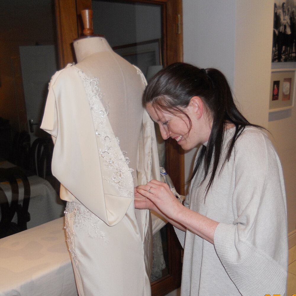 Making my wedding dress_pv_finishing touch 1.jpg