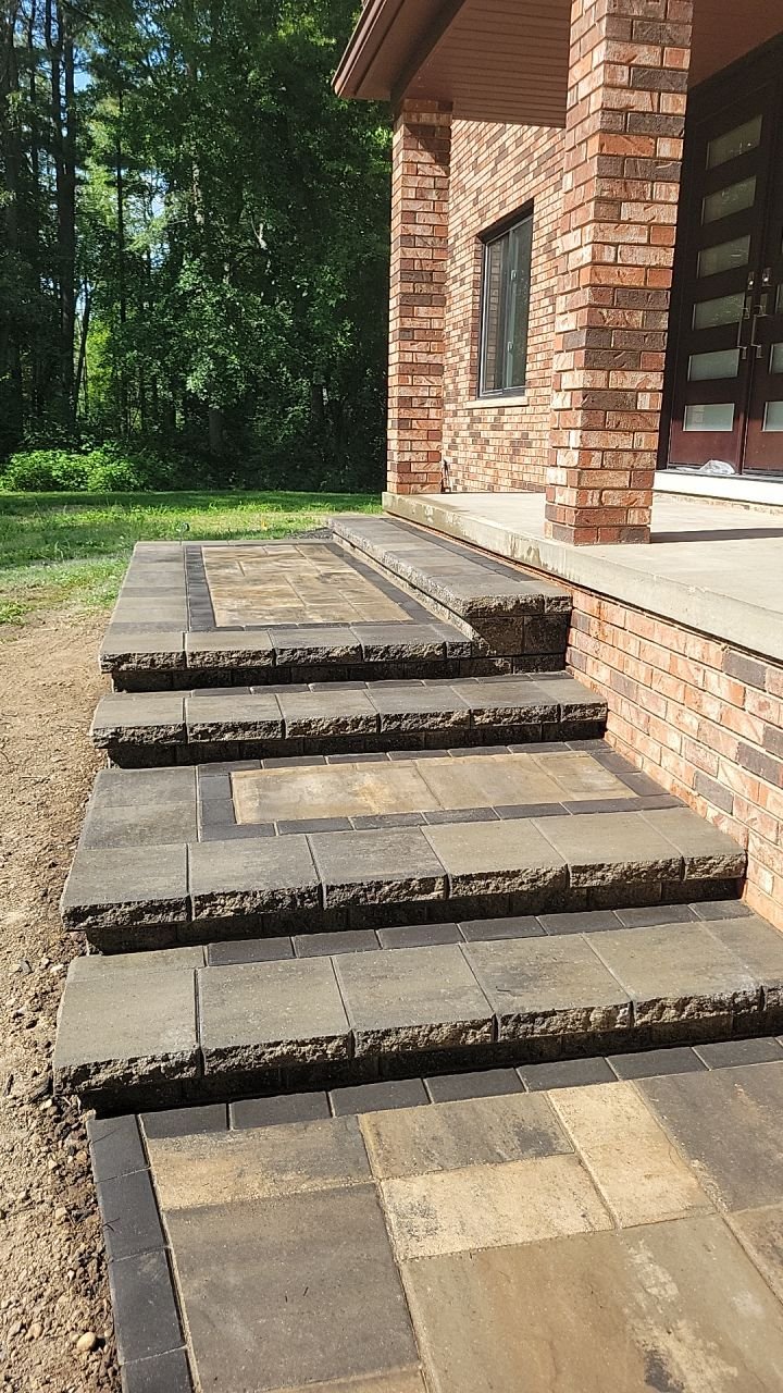 Walkway and driveway pavers in Commerce Twp, MI