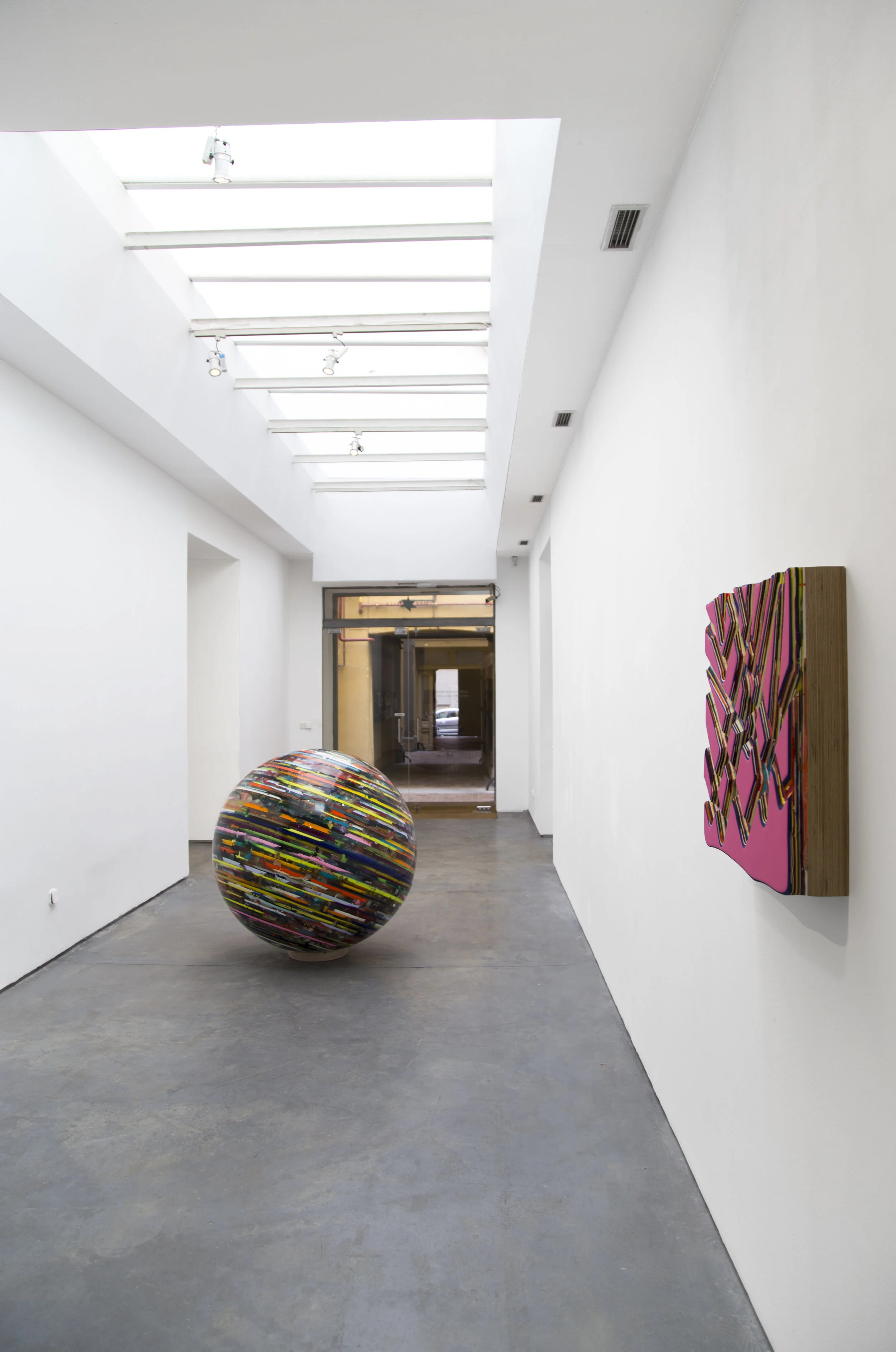 WHOLEWIDEWORLDWONDERFUL, 2019 (installation view)