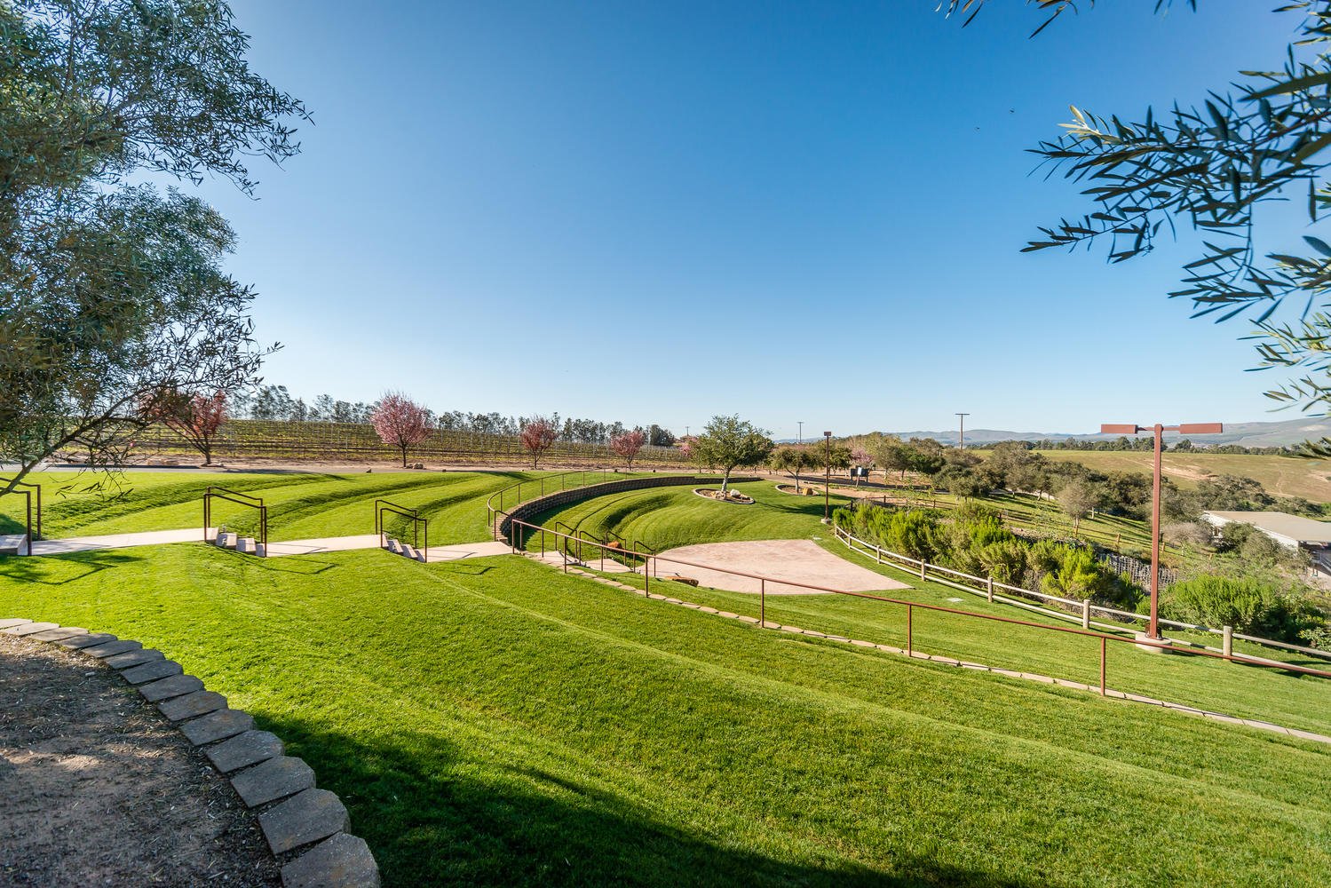 Cotton Wood Canyon-large-014-14-Amphitheater-1499x1000-72dpi.jpg