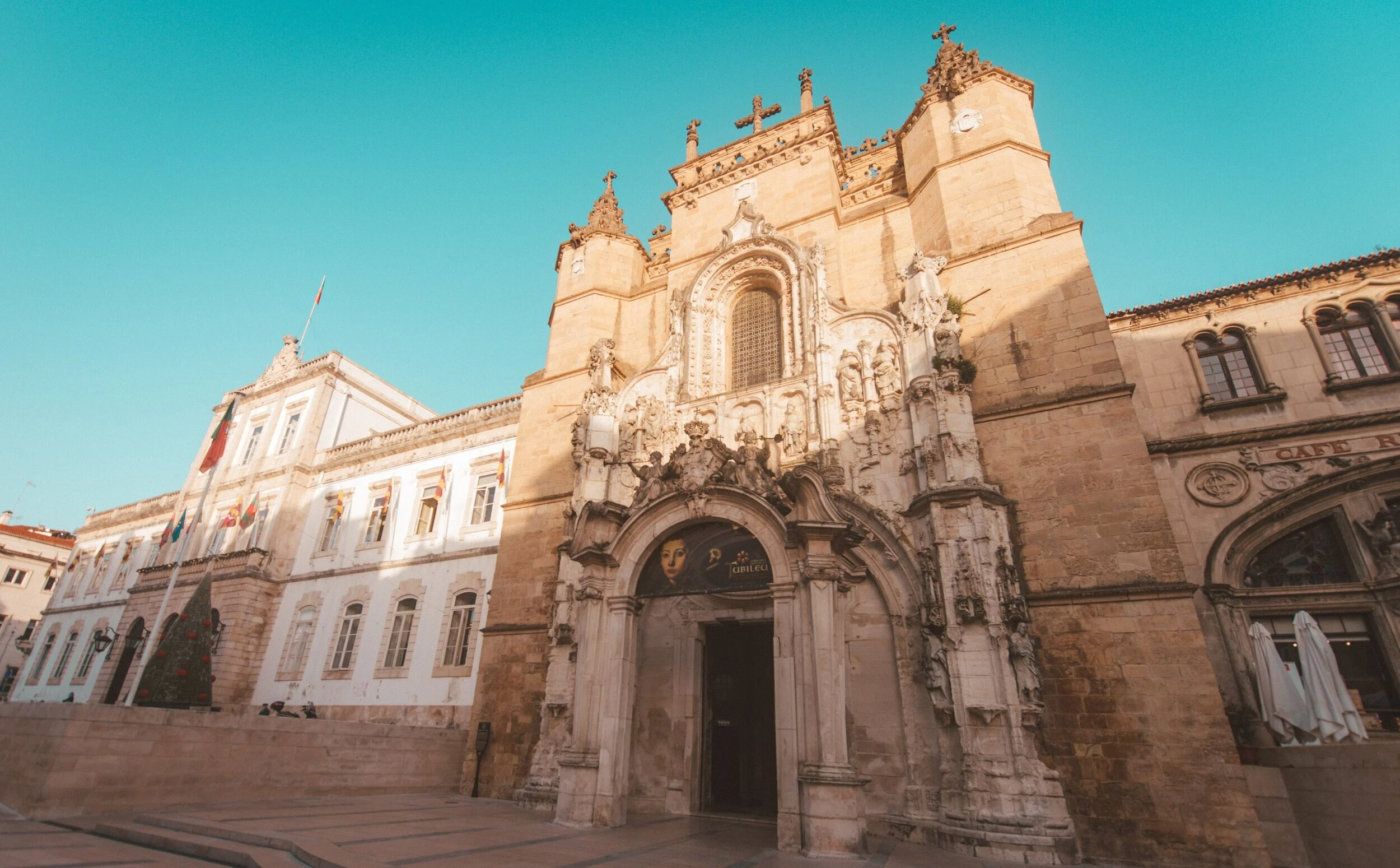 Coimbra: 8 roteiros temáticos para explorar a cidade e muito mais