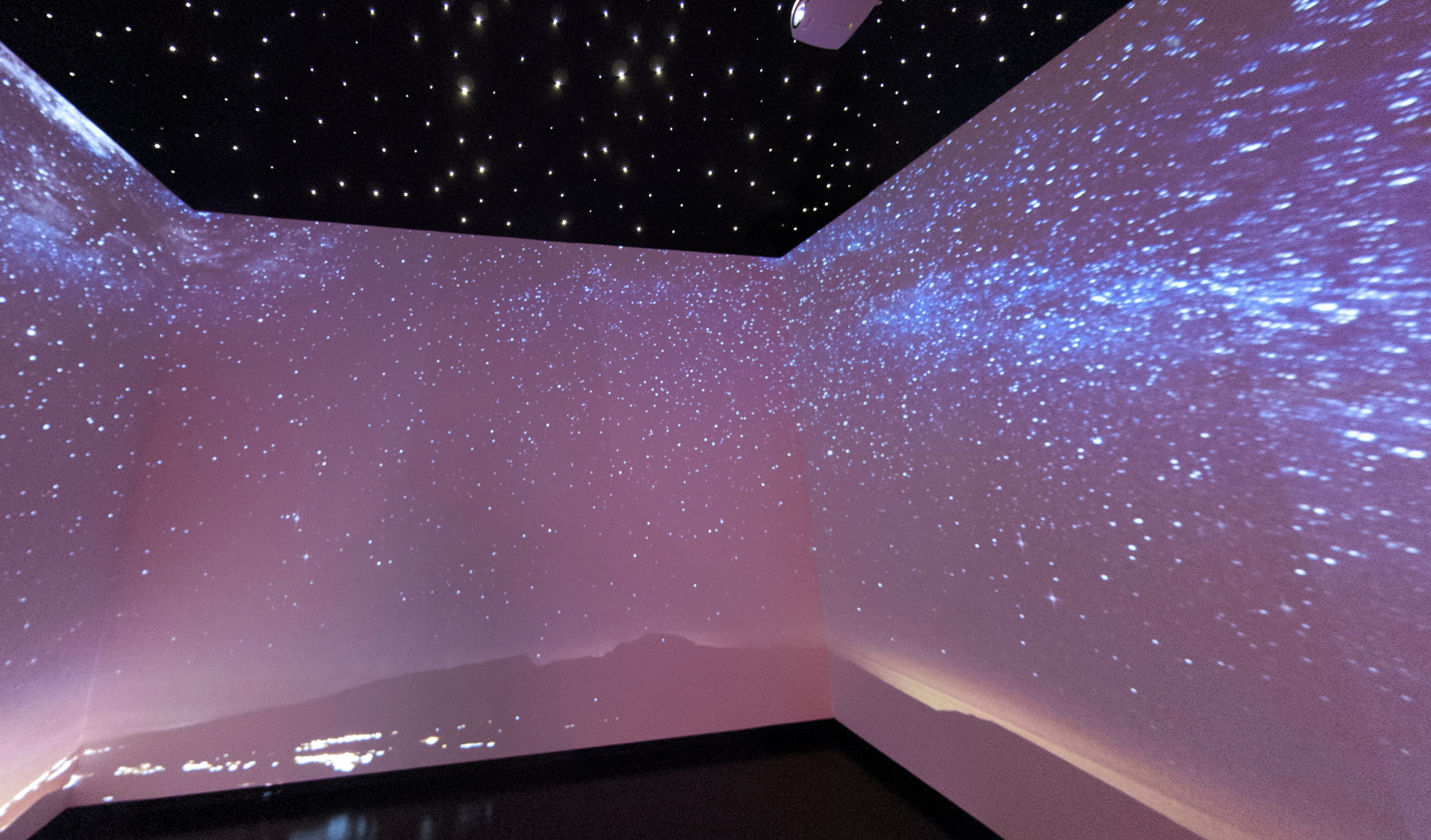 Museu PO.RO.S promove visita guiada noturna "Para lá das fechaduras" (e muito amor!)