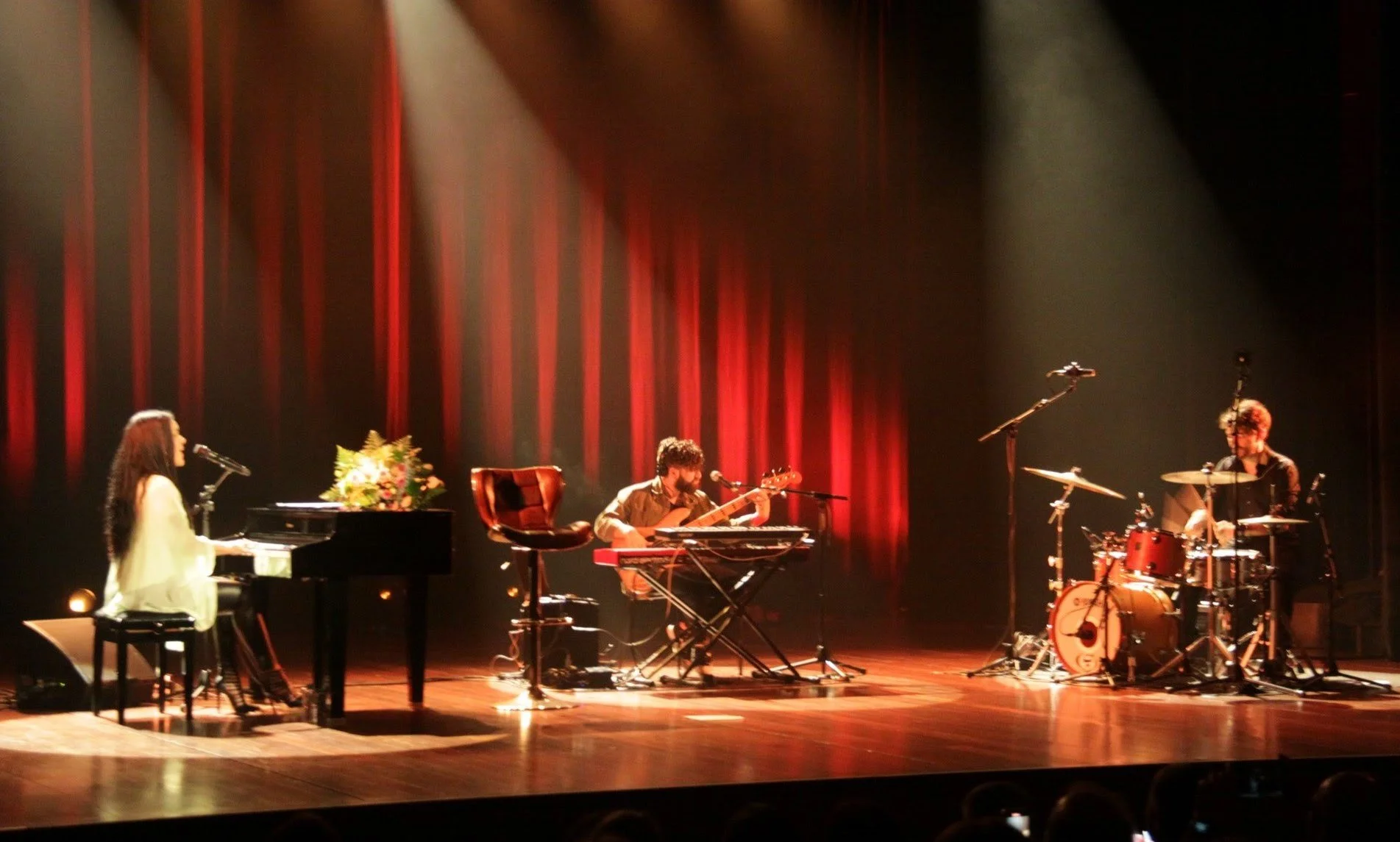 Rita Guerra actua no CineTeatro Messias na Mealhada  no âmbito do São Valentim