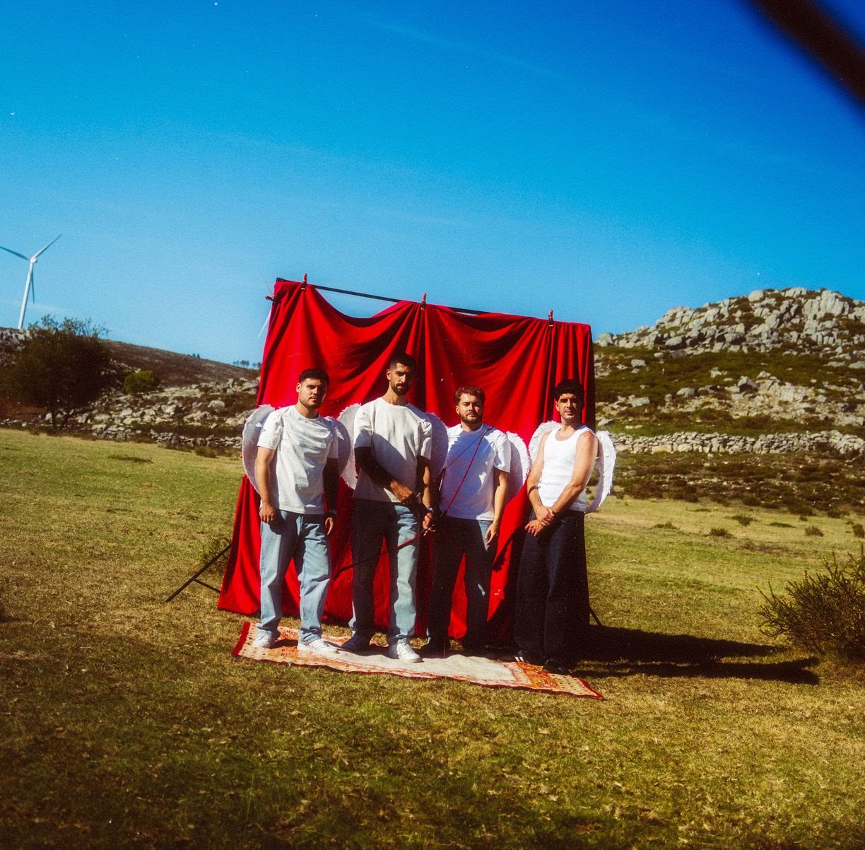 Mountain Valley apresentam novo tema: ‘Obra do Cupido’
