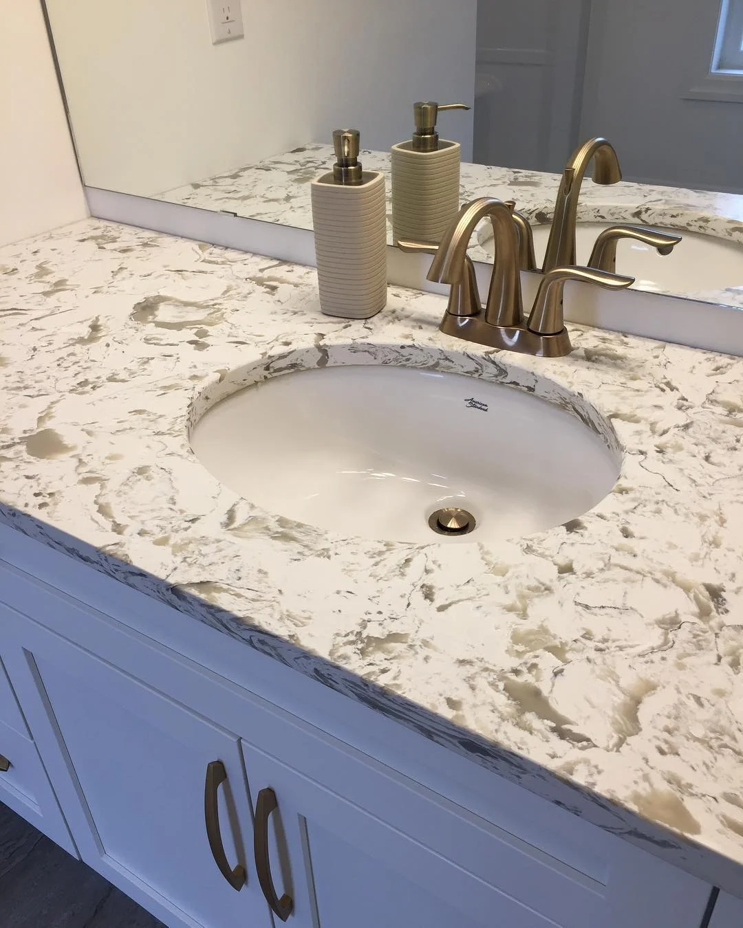Blackbird Stone Tile