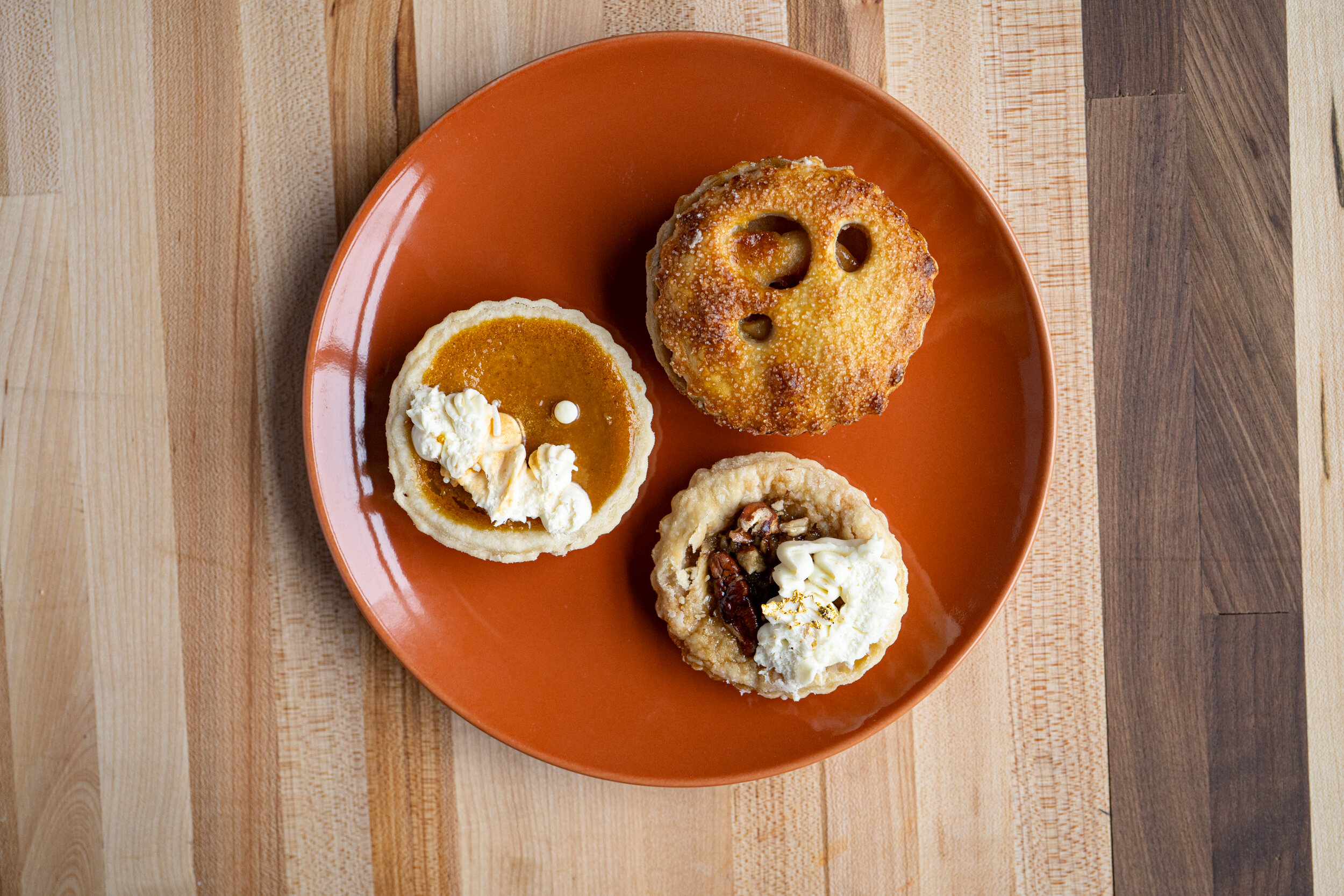 Mini Pies - Photo by Tony Saunders2.JPG