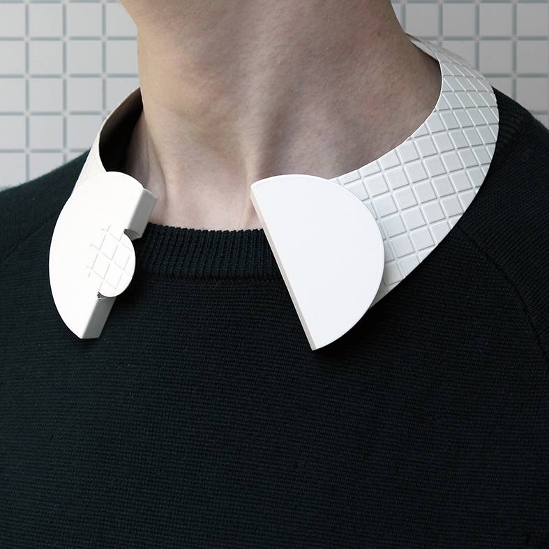 white+one+piece+winged+collar+(side+angle+on+model).jpg