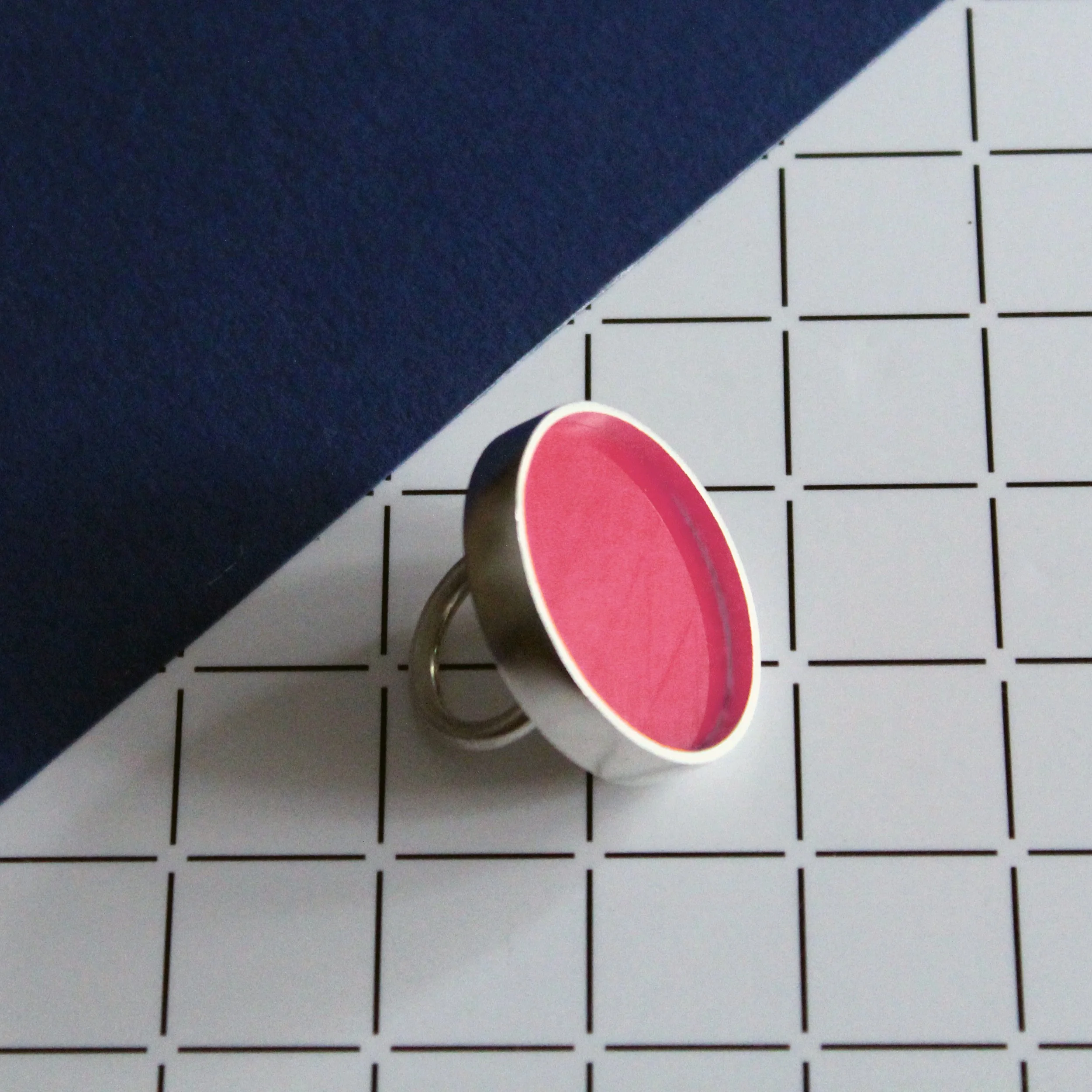 CIRCLE RING IN SILVER WITH ACRYLIC INLAY — POPPY NORTON