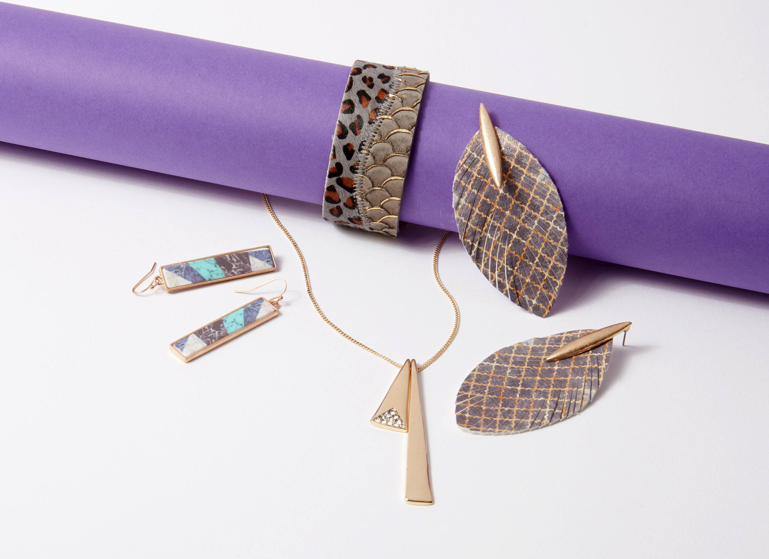 OLIVIA WELLES JEWELRY UP TO 75% OFF 333609-005.jpg