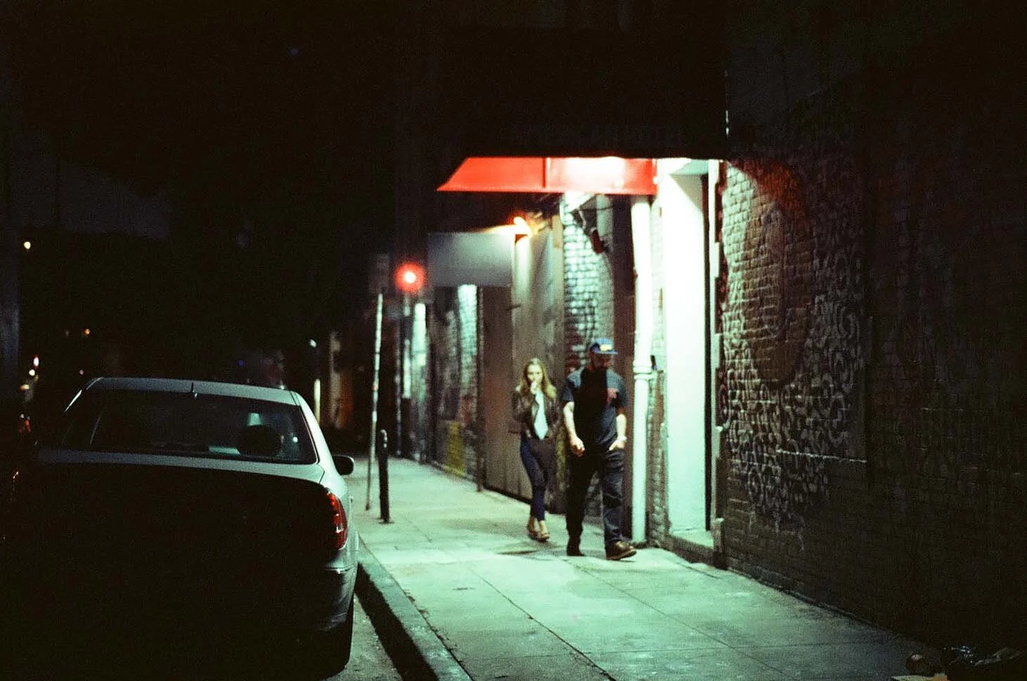 28220030.jpg