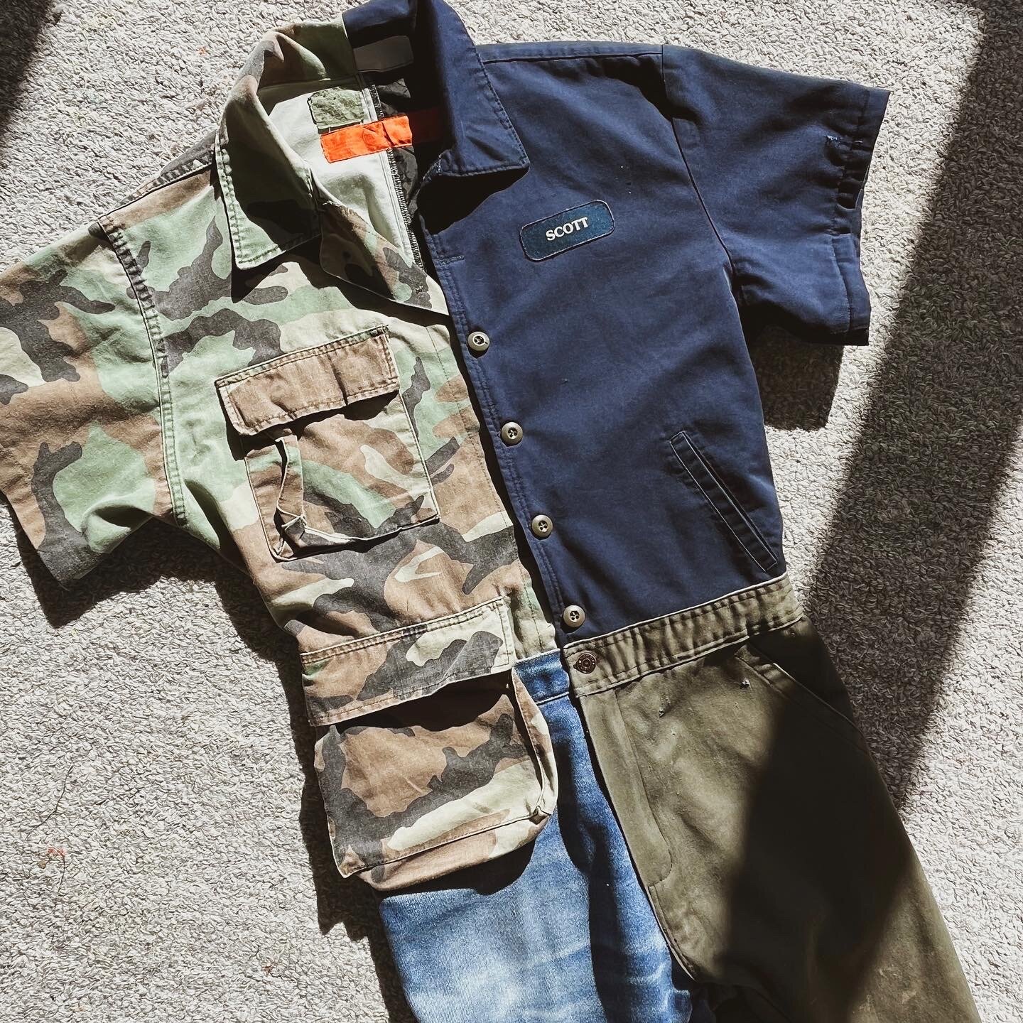 43732343-371D-4447-8B3B-12BF4D2E869E