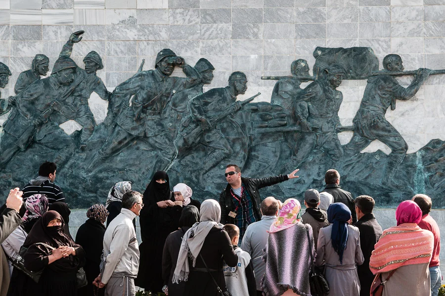 Turkish visitors at the Canakkale Sehitleri Aniti Memorial, Gallipoli Peninsula Historical National Park, Gallipoli Peninsula, Turkey.