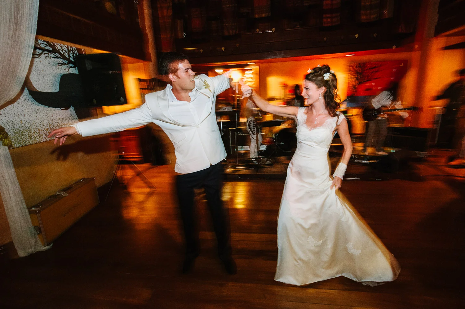 Four Seasons Resort Chiang Mai Wedding, Katie & Tim first dance.