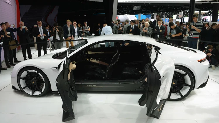 04-porsche-mission-e-concept-frankfurt-1.jpg