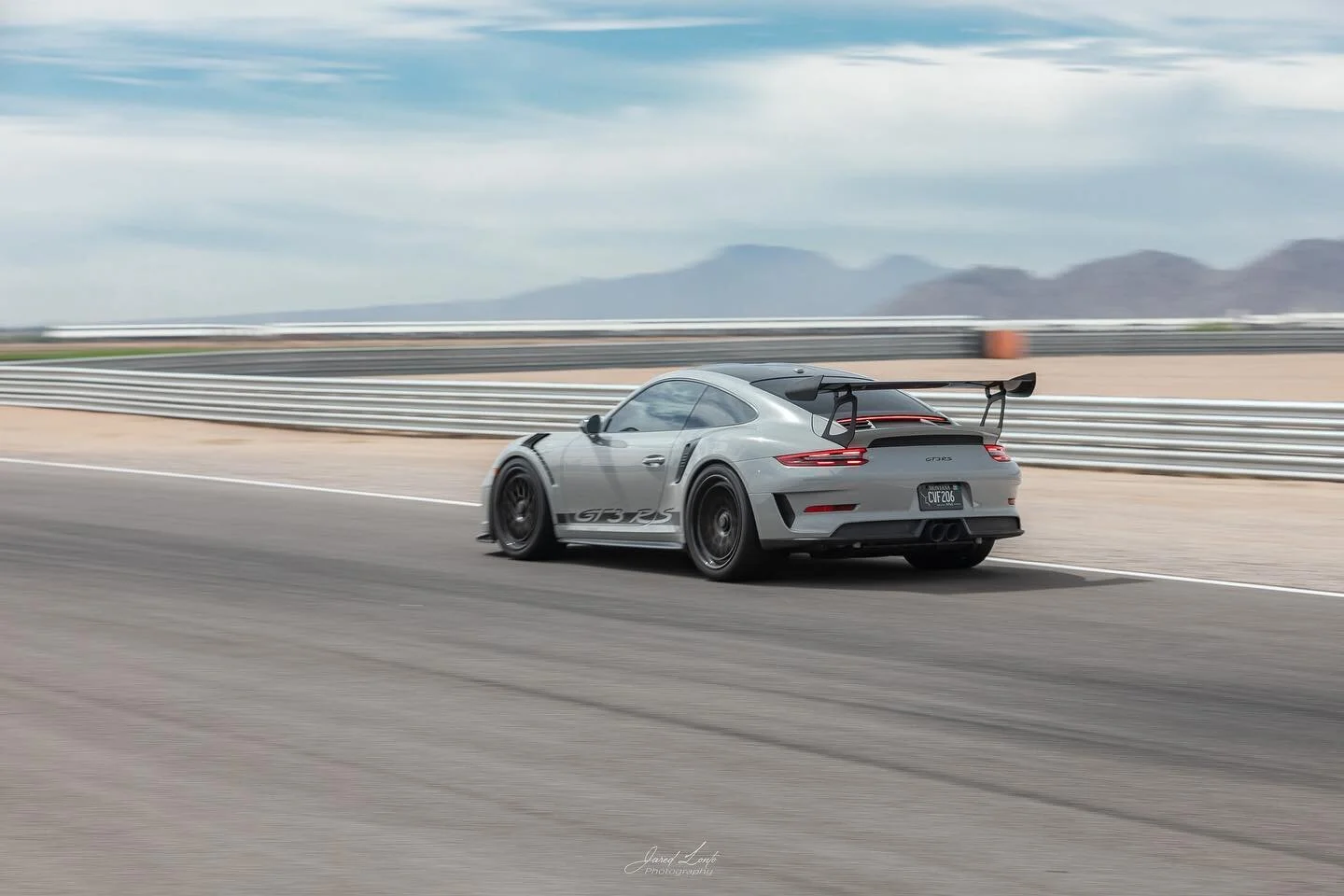 flat plane crank&rsquo;s are music to the ears.
-
#jarodlonto #jlontophoto #azeuros #porsche #porschegt3 #gt3 #bbk  #canon #canon5dmarkiv #911 #991 #991gt3 #4.0 #porsche991 #porsche911 #porschemoment #ccb #gt3rs #3rs #apexmotorclubaz #apex #track #tr