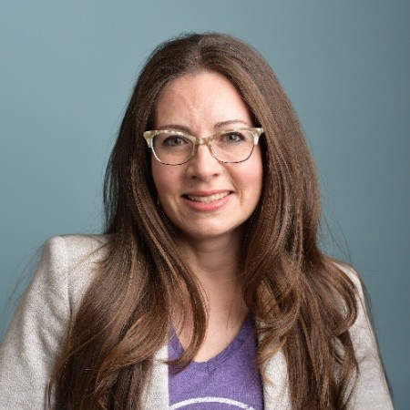 Jolynn Vallejo Headshot.jpeg