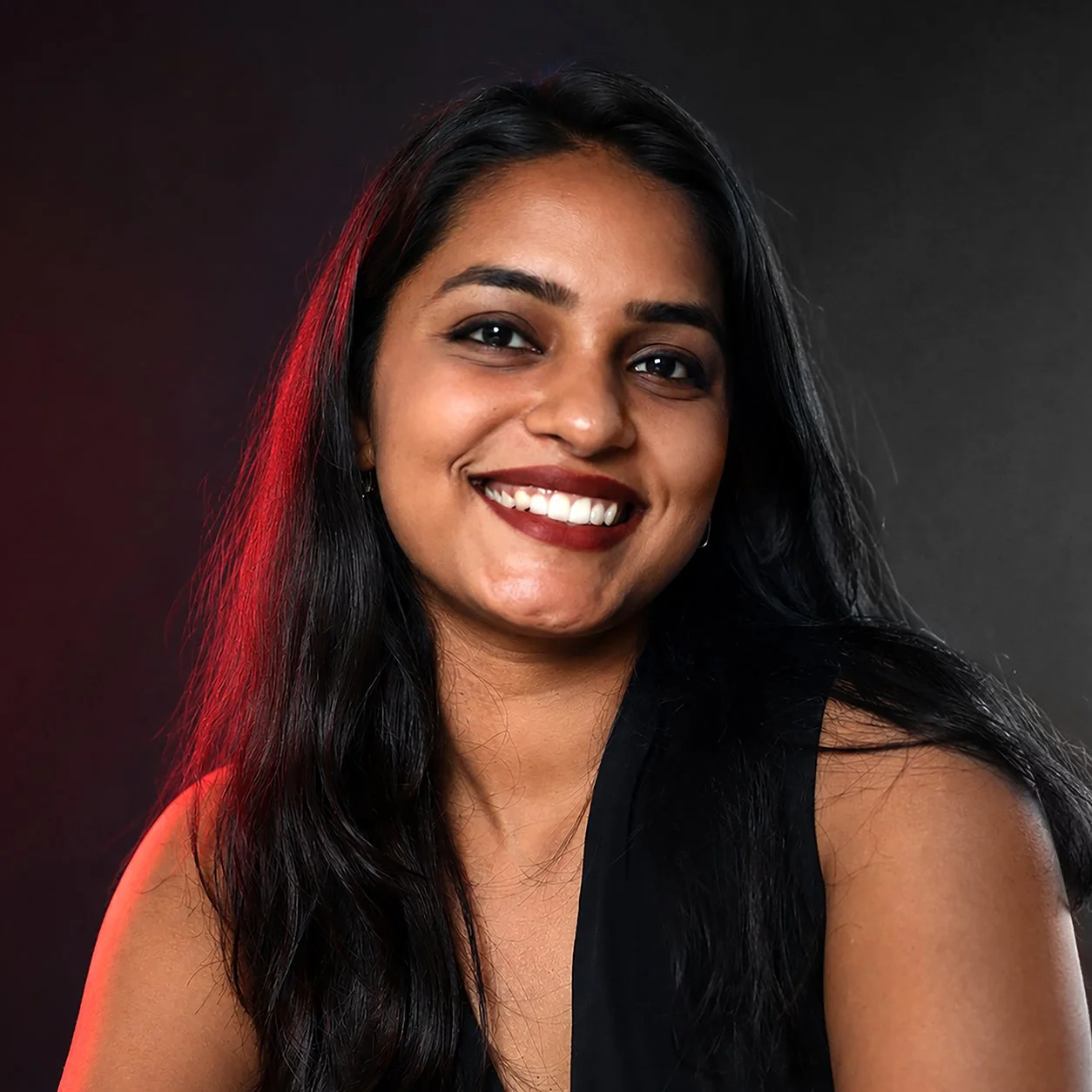 SANIKA BELOSE | DESIGNER
