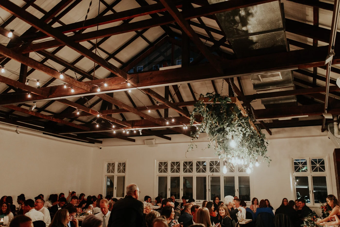 HANGING CENTREPIECE​