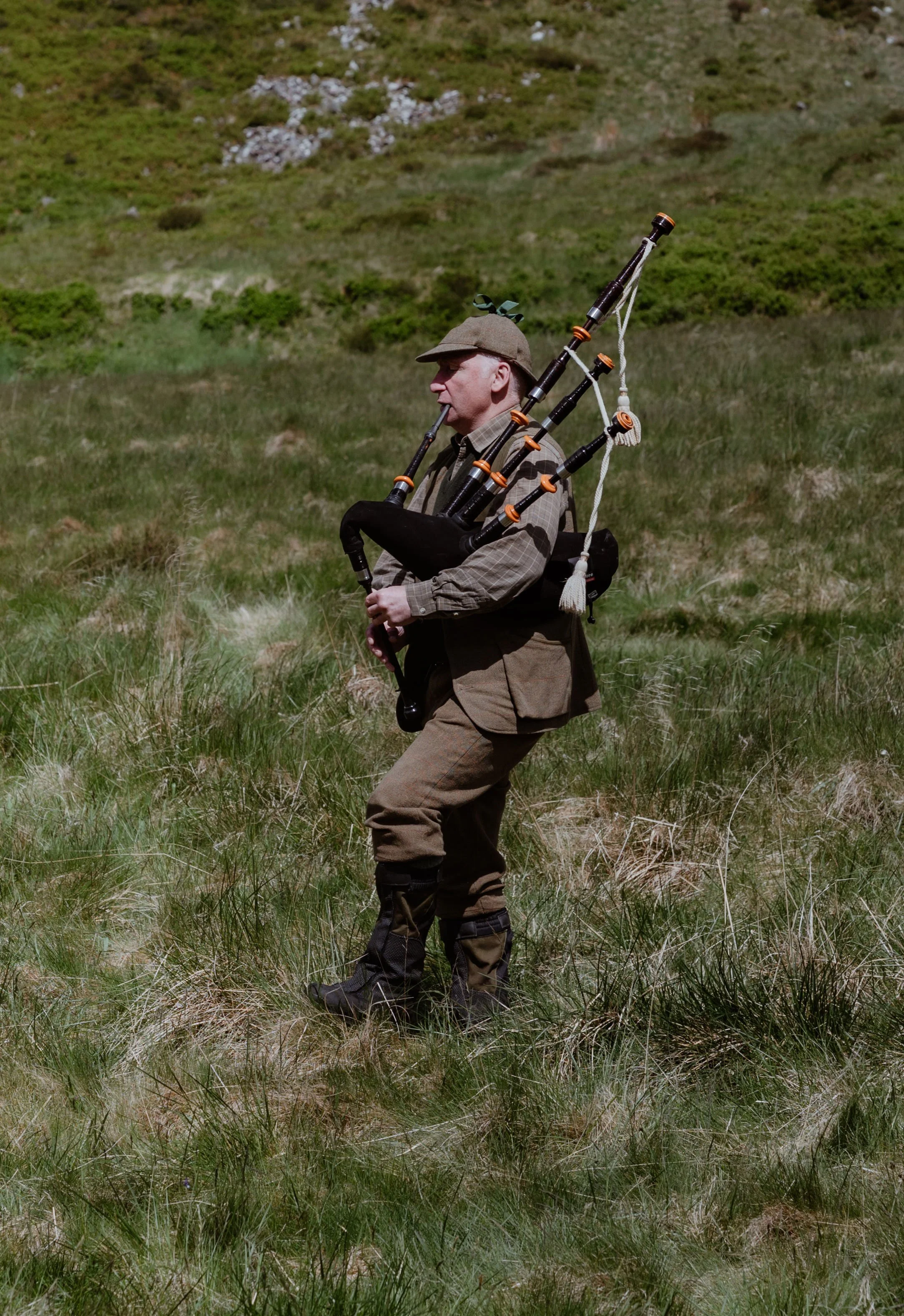 bagpiper-scotland.jpg