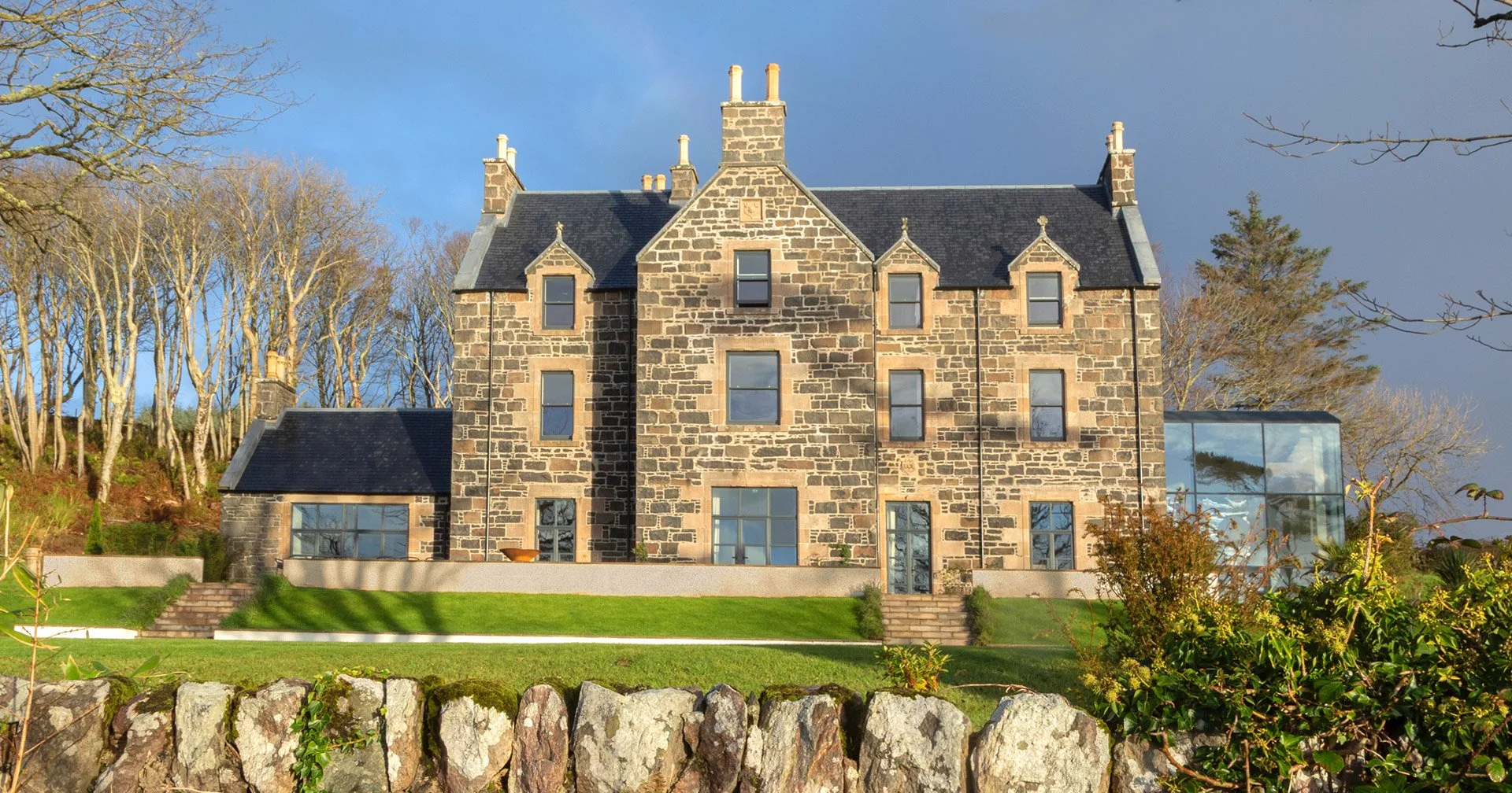 cairnmore-house-exterior-islay.jpg