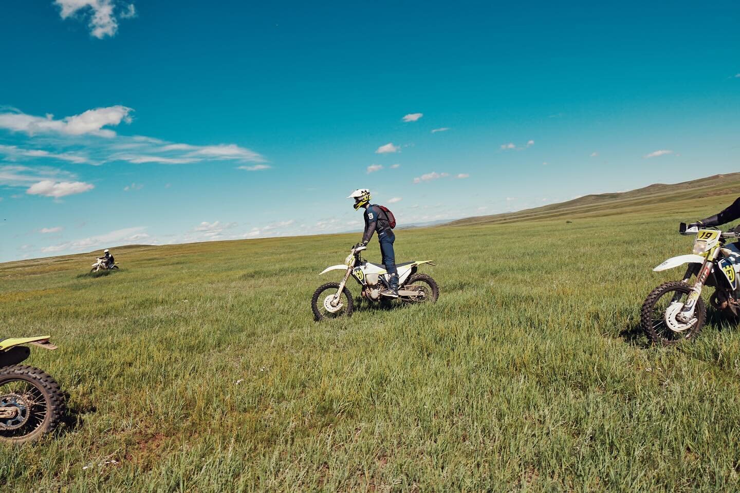 Endless freedom &amp; nomadic culture at its very best. 🇲🇳 Unique Mongolia welcomes riders from all over the world who are seeking the ultimate adventure. 

Only TWO REMAINING WEEKS for our 2025 early bird rates, 10% off for bookings reaching us by