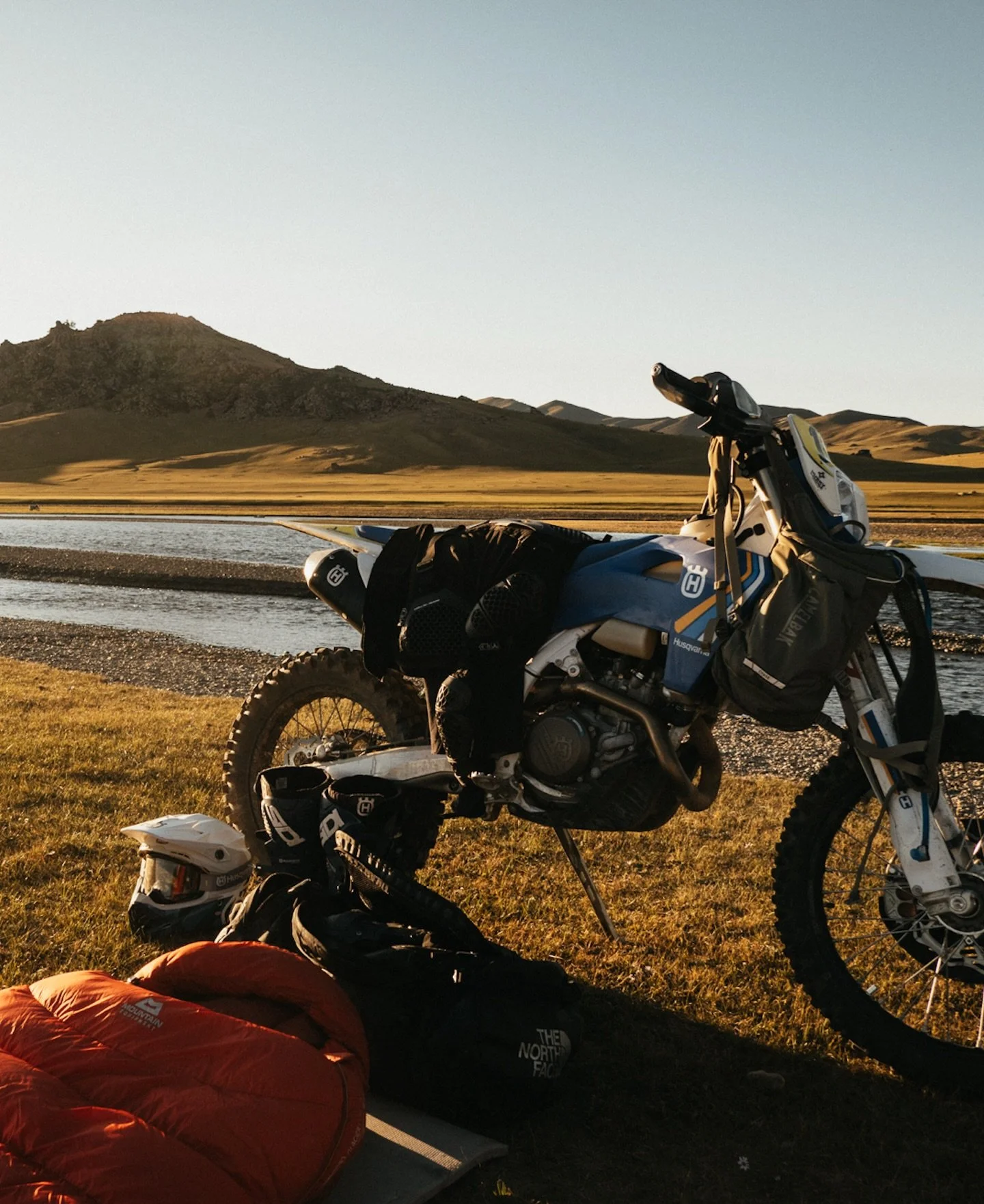 A week of digital detox in the Mongolian wilderness, very much needed these days. Ready to welcome you this season to one of the world&rsquo;s last true adventures. Out of your comfort zone. Riding till dawn. 🇲🇳💪🏽

#onceinalifetime
@husqvarna.mot