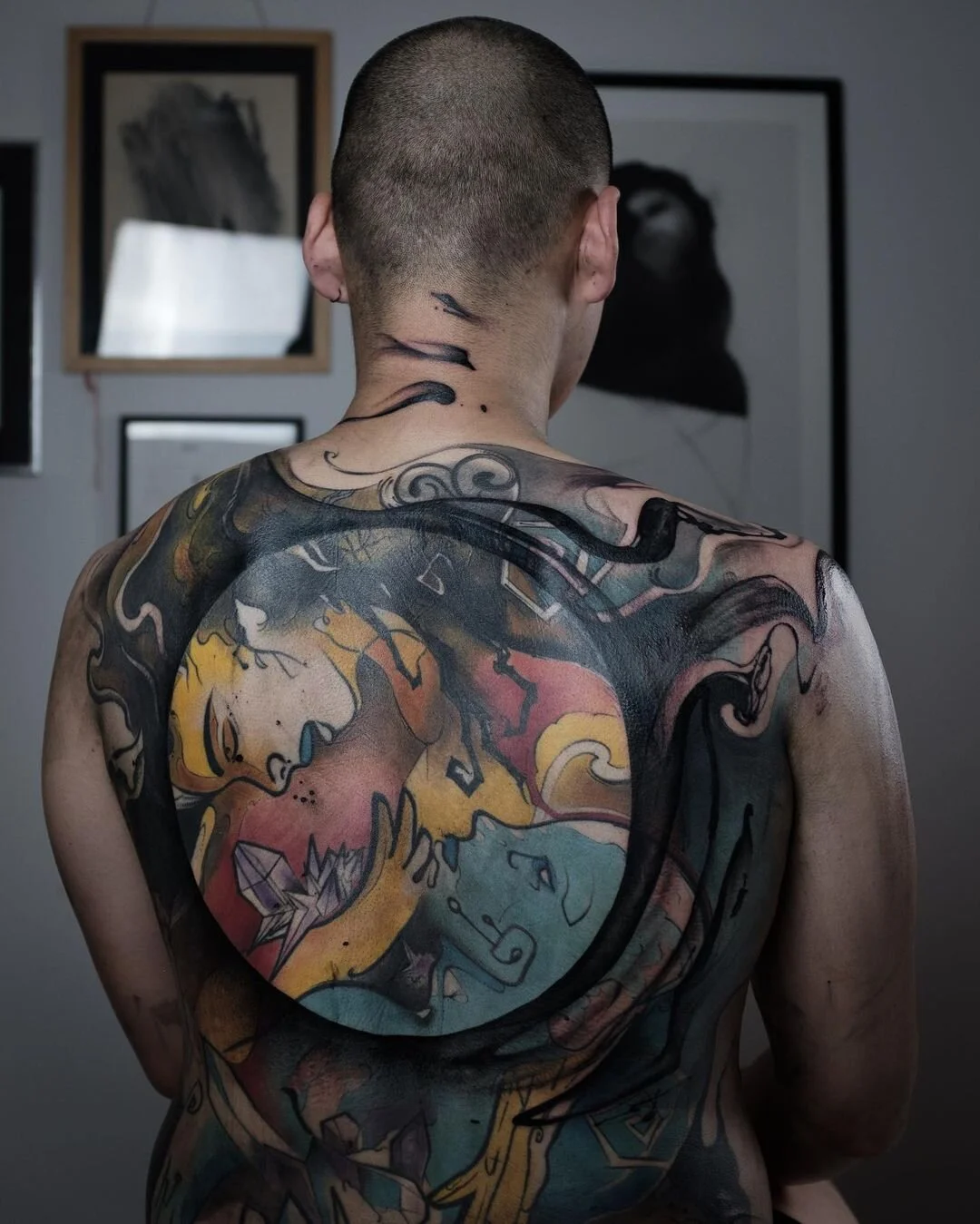 Black fluid blastover to add new structure to existing backpiece, by @gus_blk - Brussels