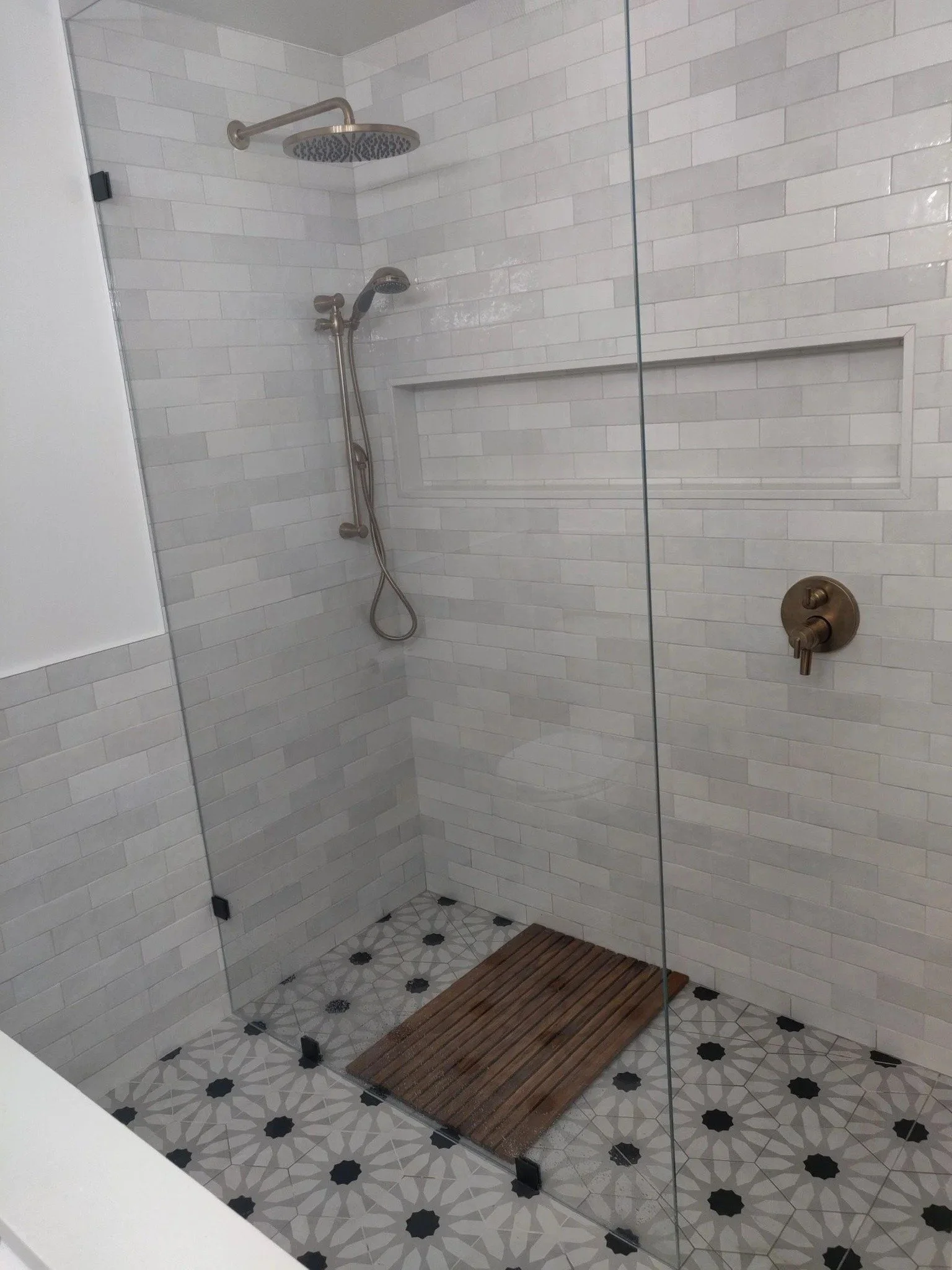 Bathroom remodel in Wheaton IL by Braker Construction